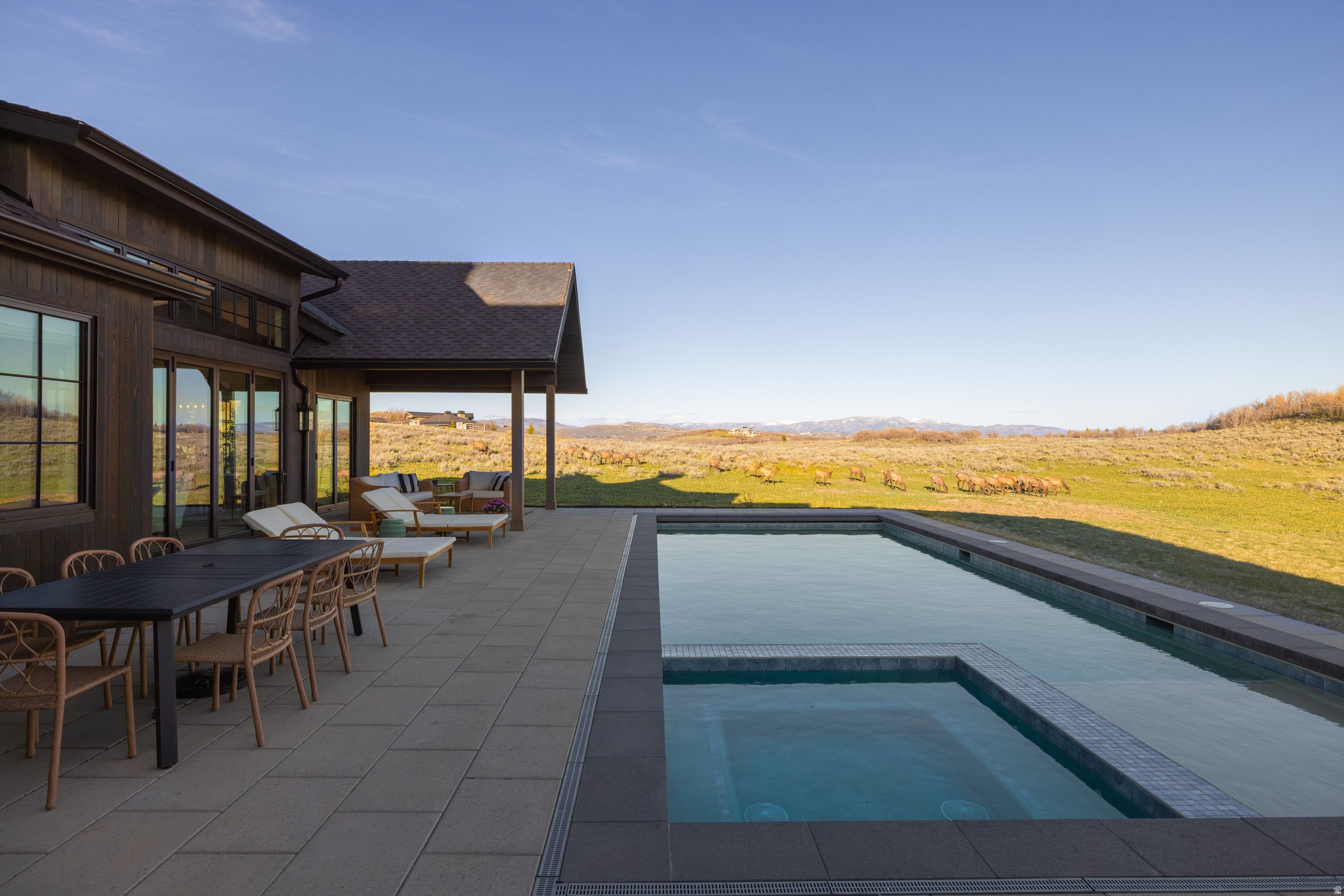 main property photo 53