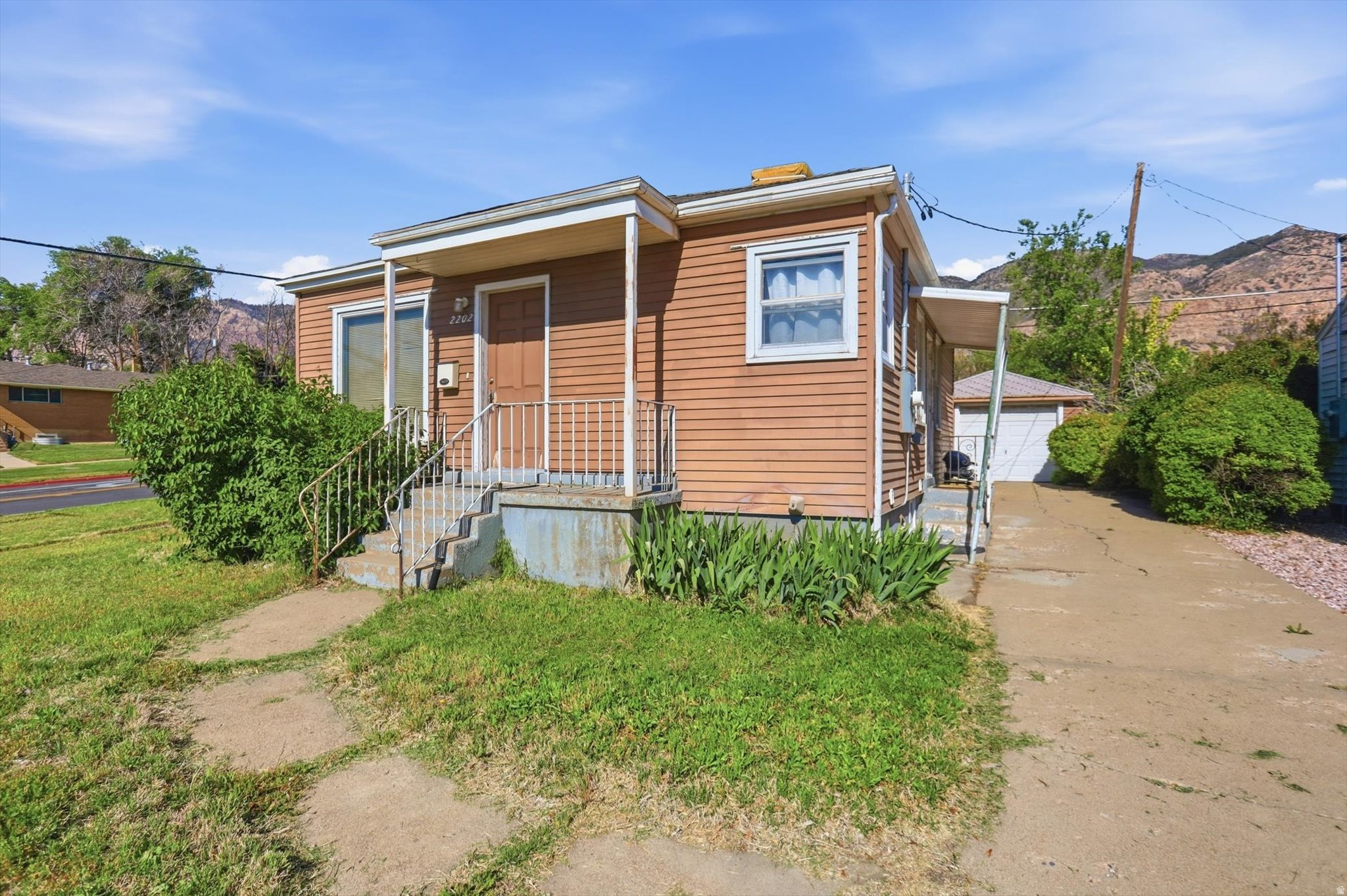main property photo 2