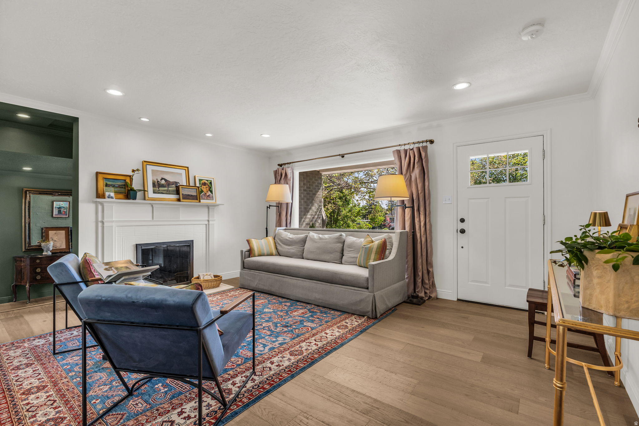 main property photo 4