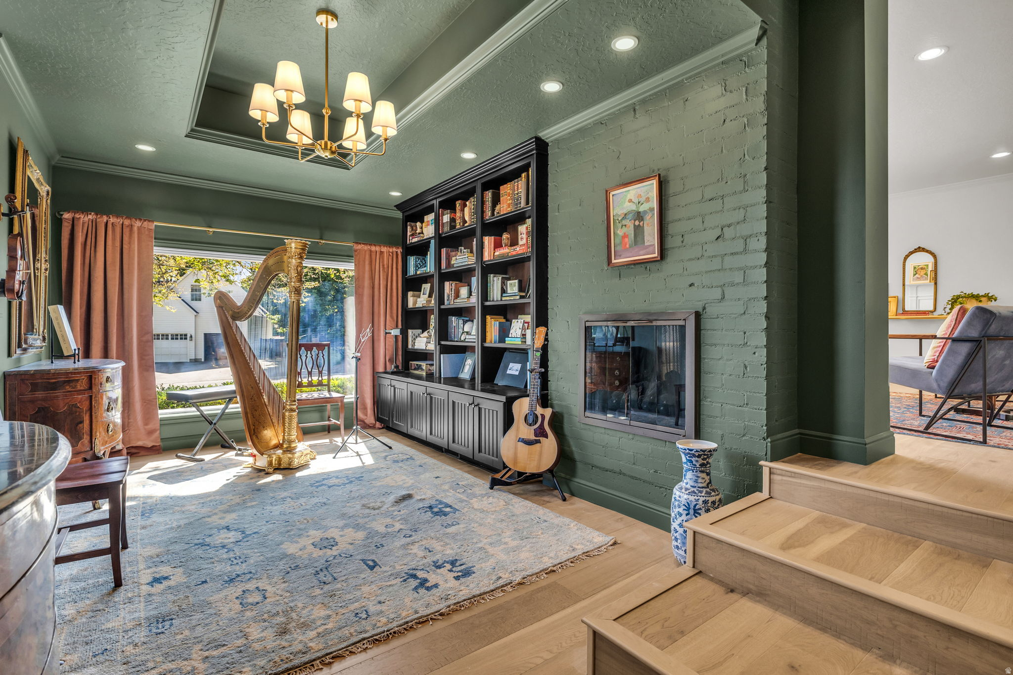 main property photo 6