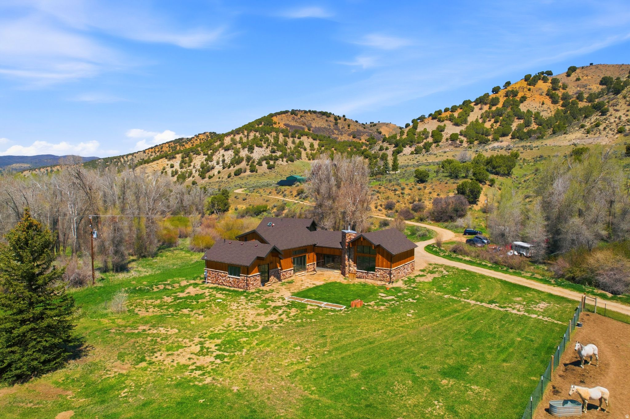 main property photo 50