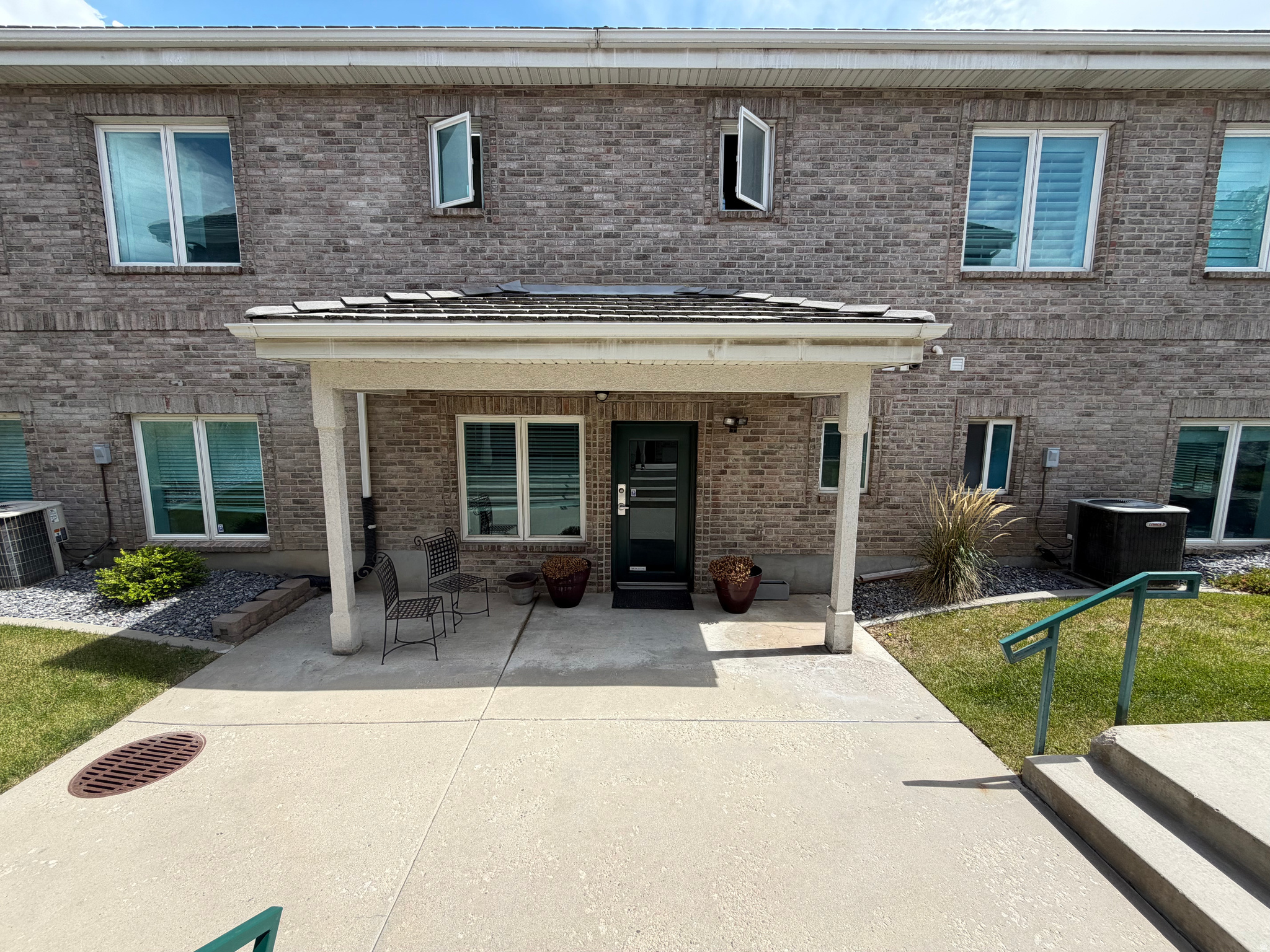 main property photo 23