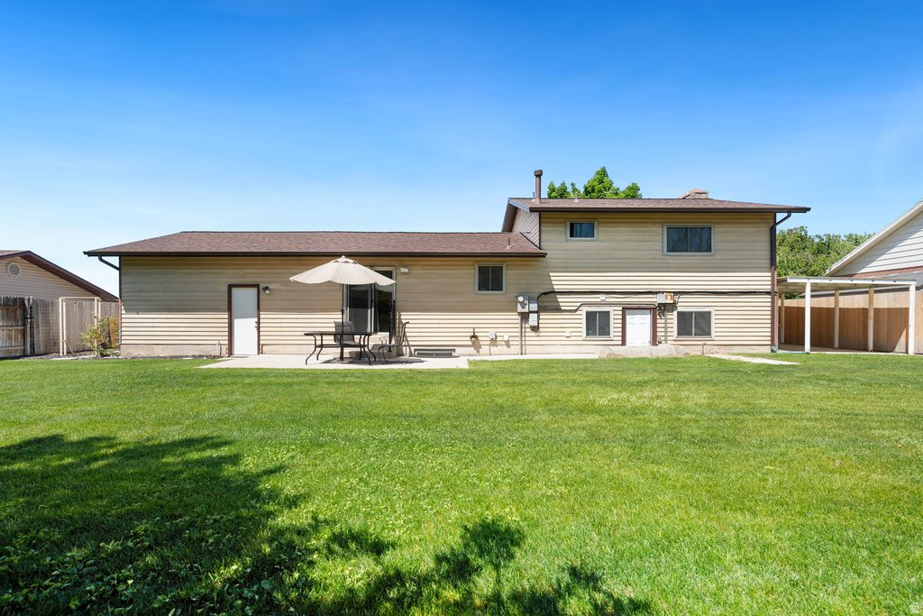 main property photo 31