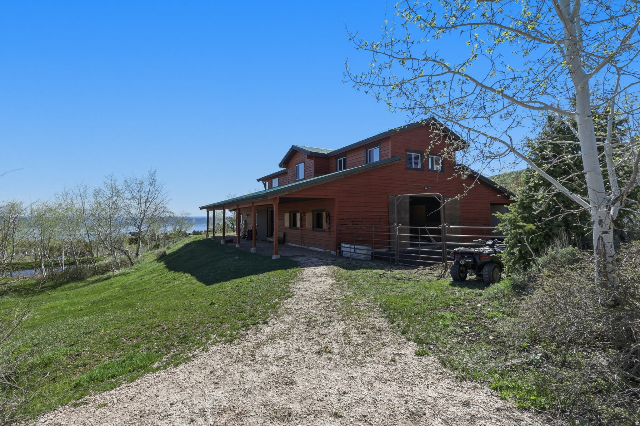 main property photo 74