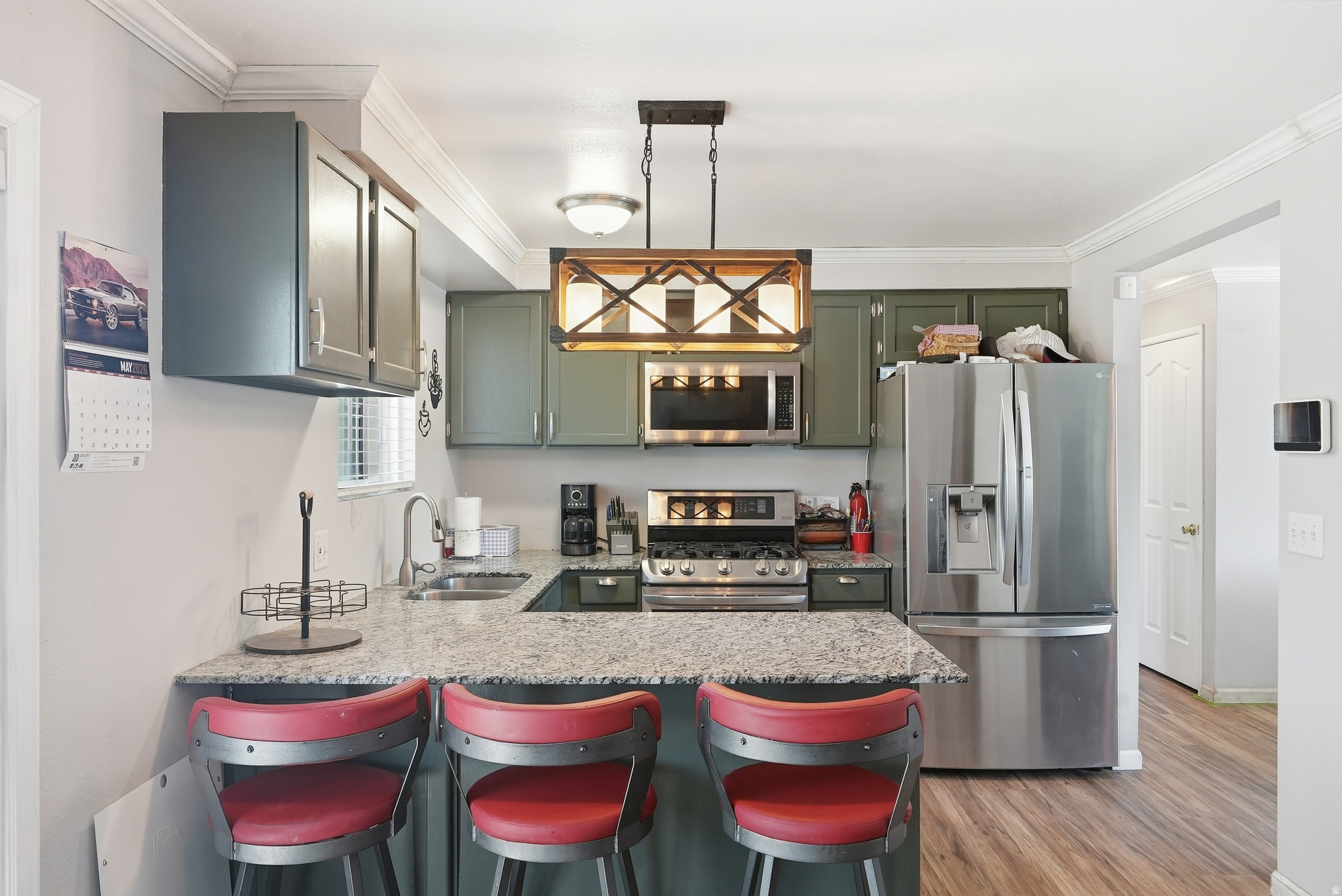 main property photo 10