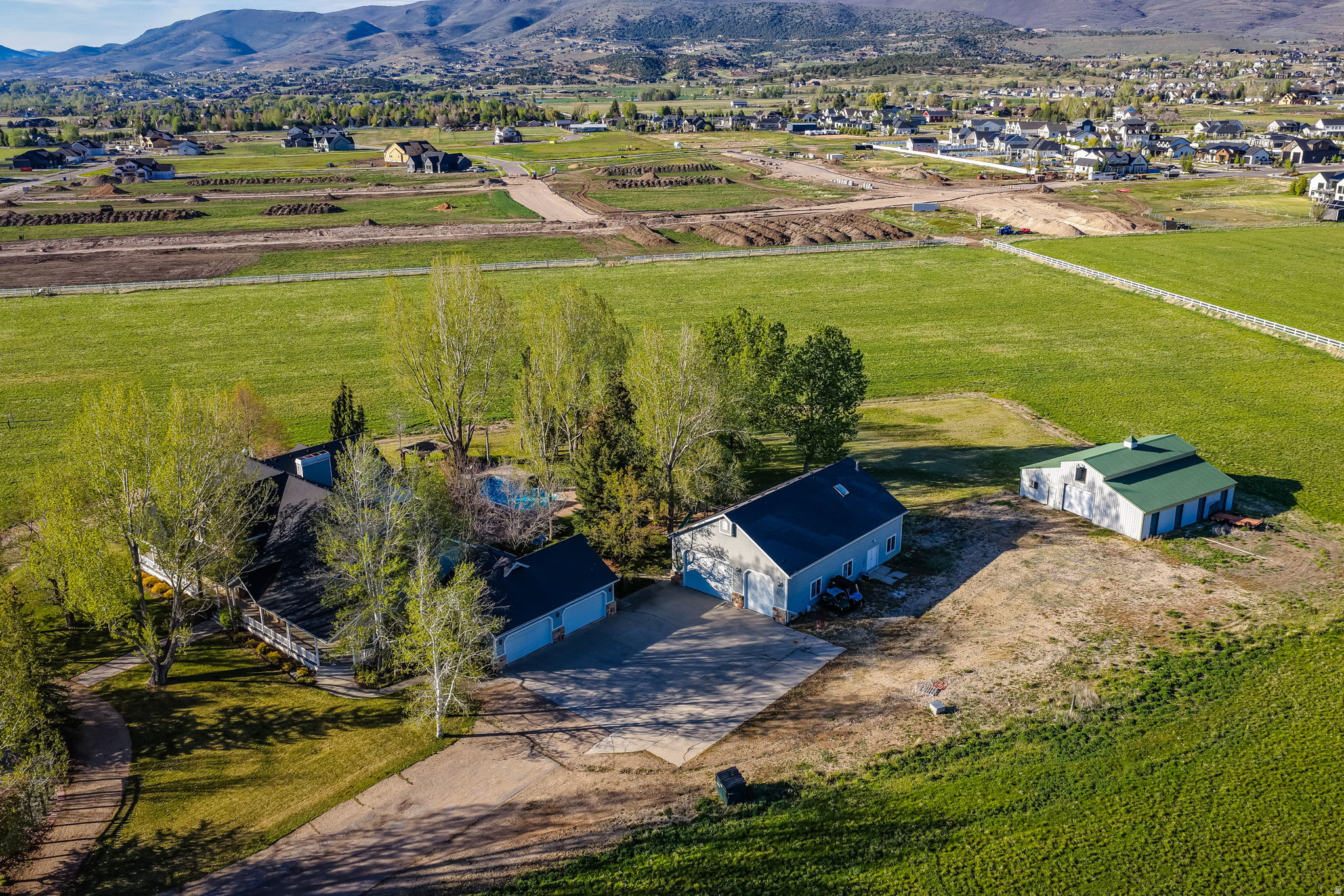 main property photo 70