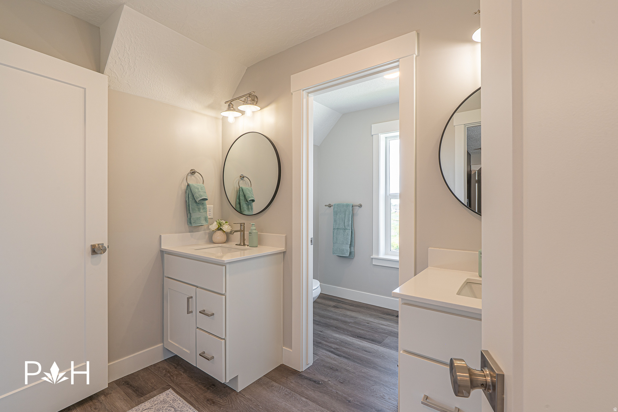 main property photo 51