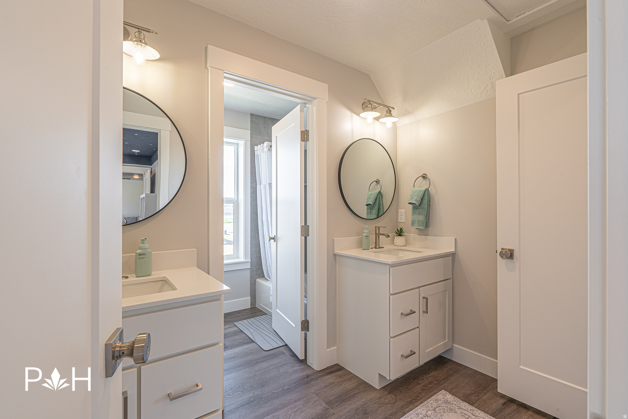 main property photo 52