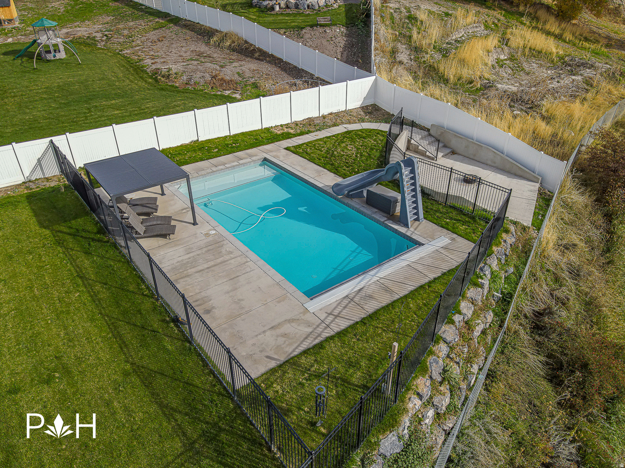 main property photo 86