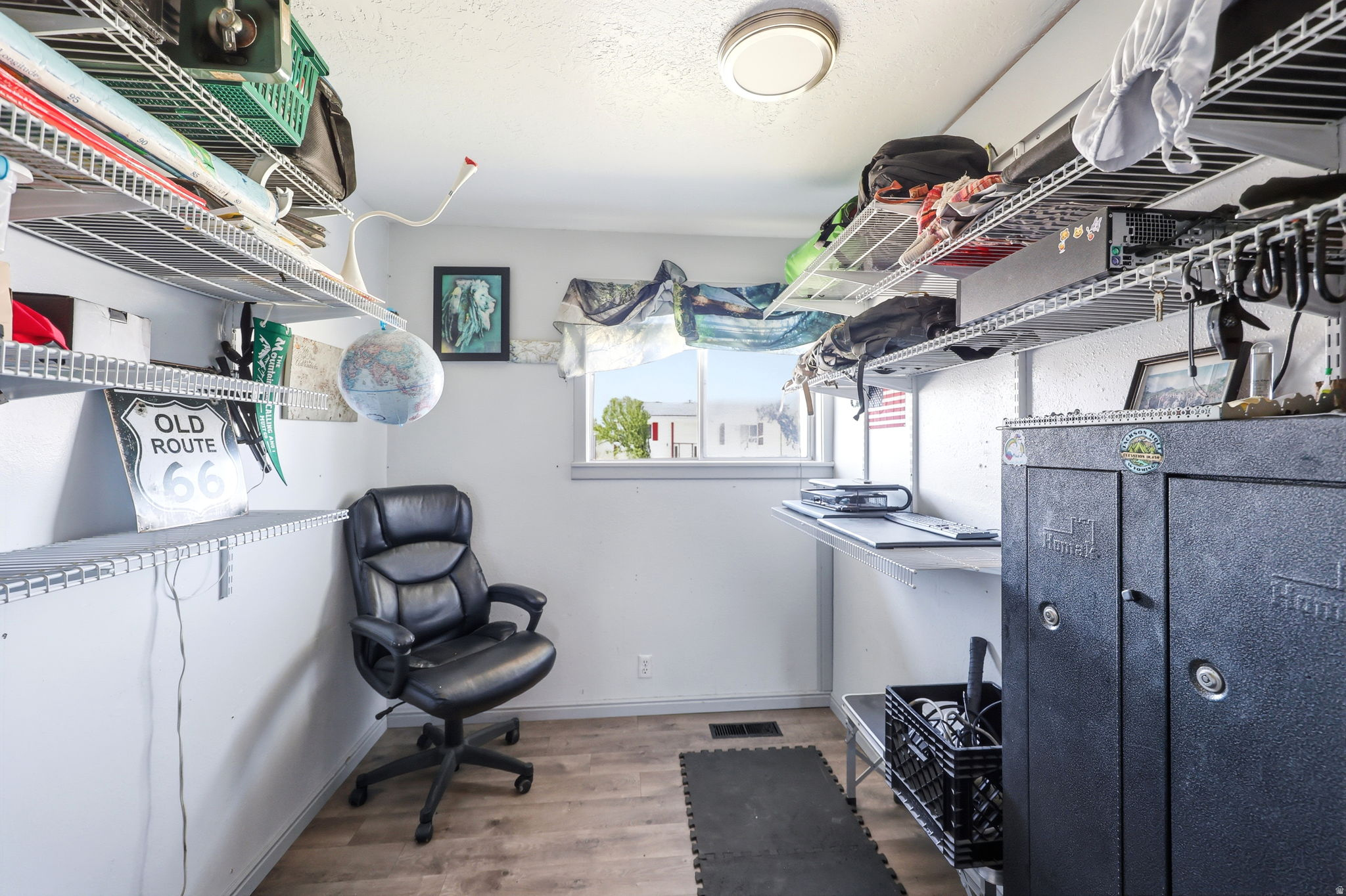 main property photo 15