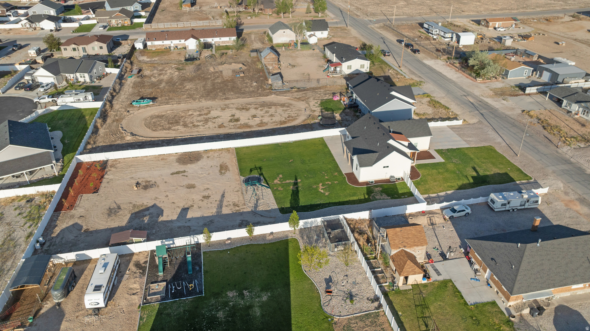 main property photo 42