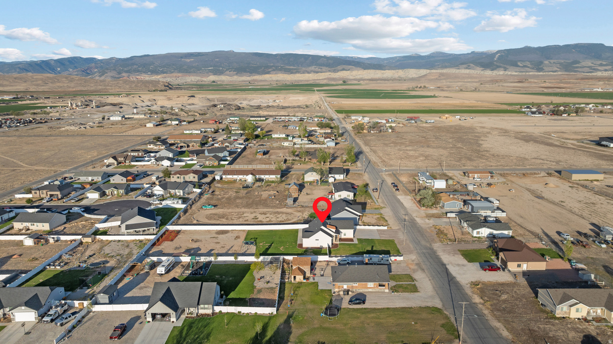 main property photo 50