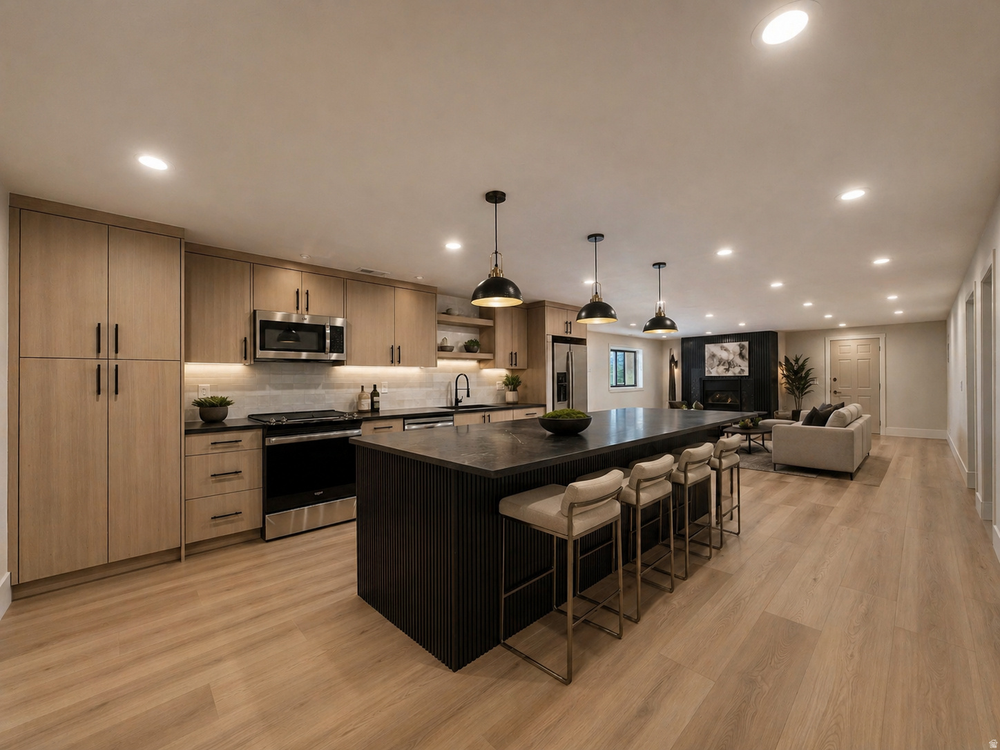main property photo 50
