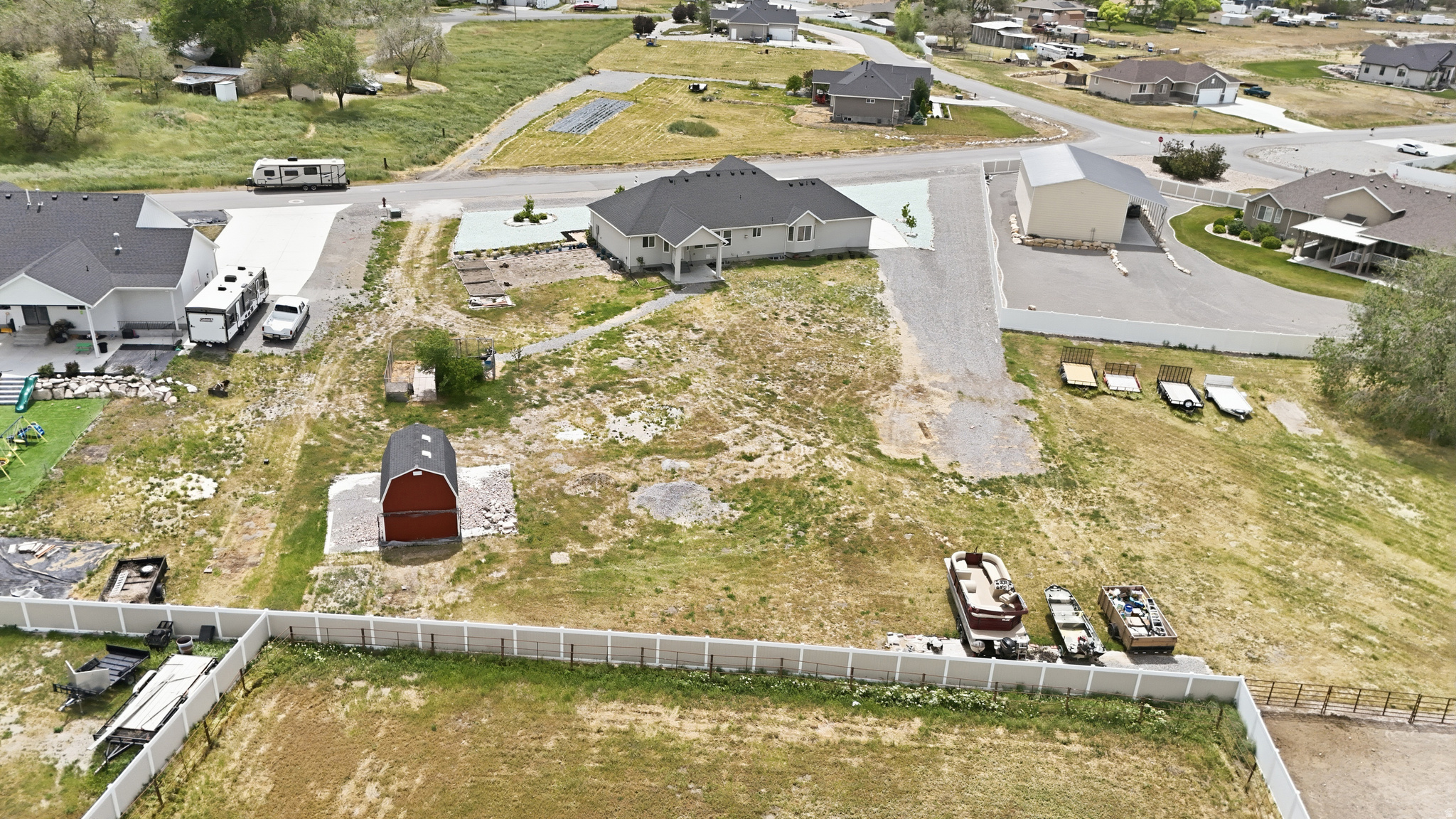 main property photo 50