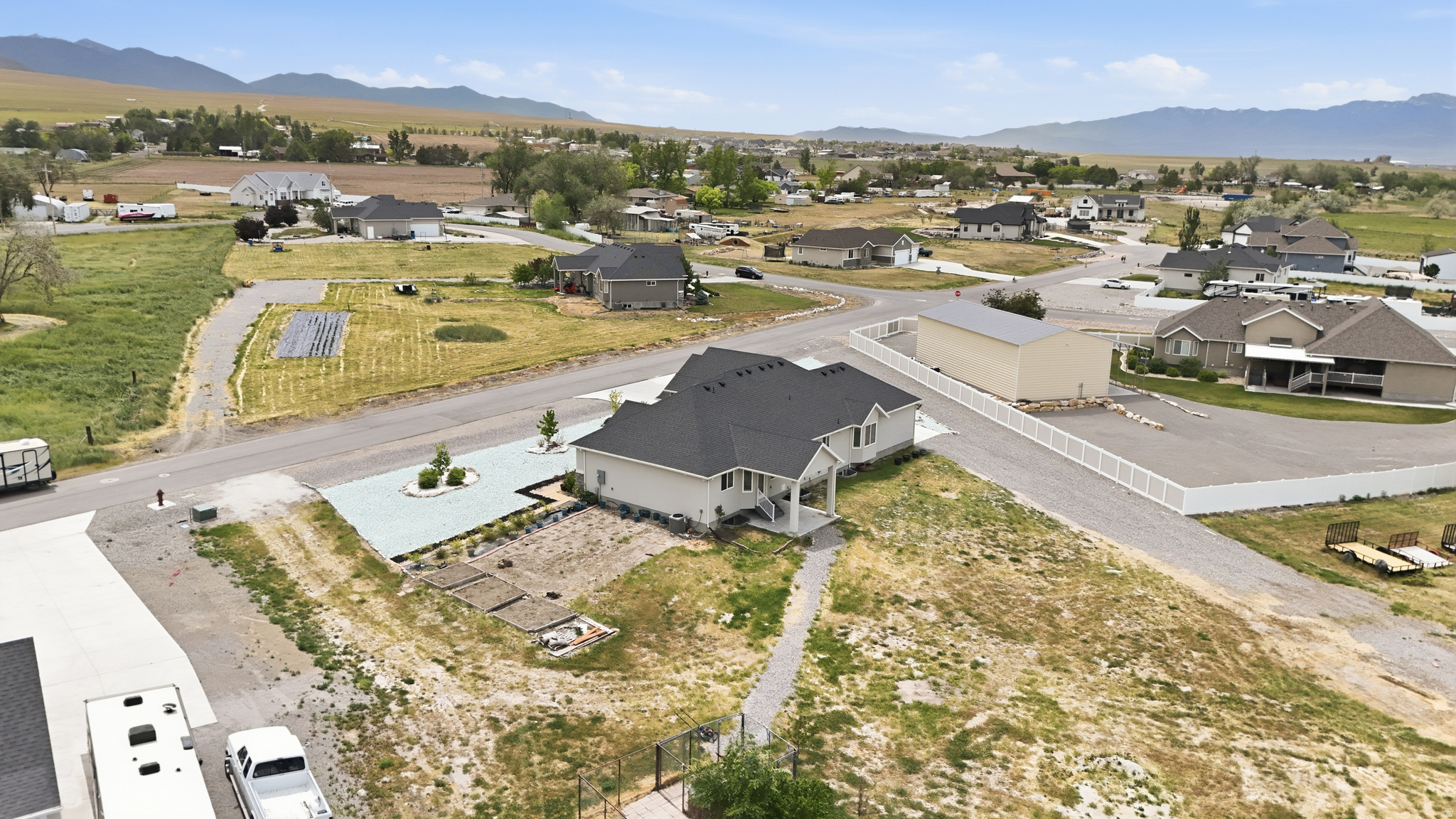 main property photo 51