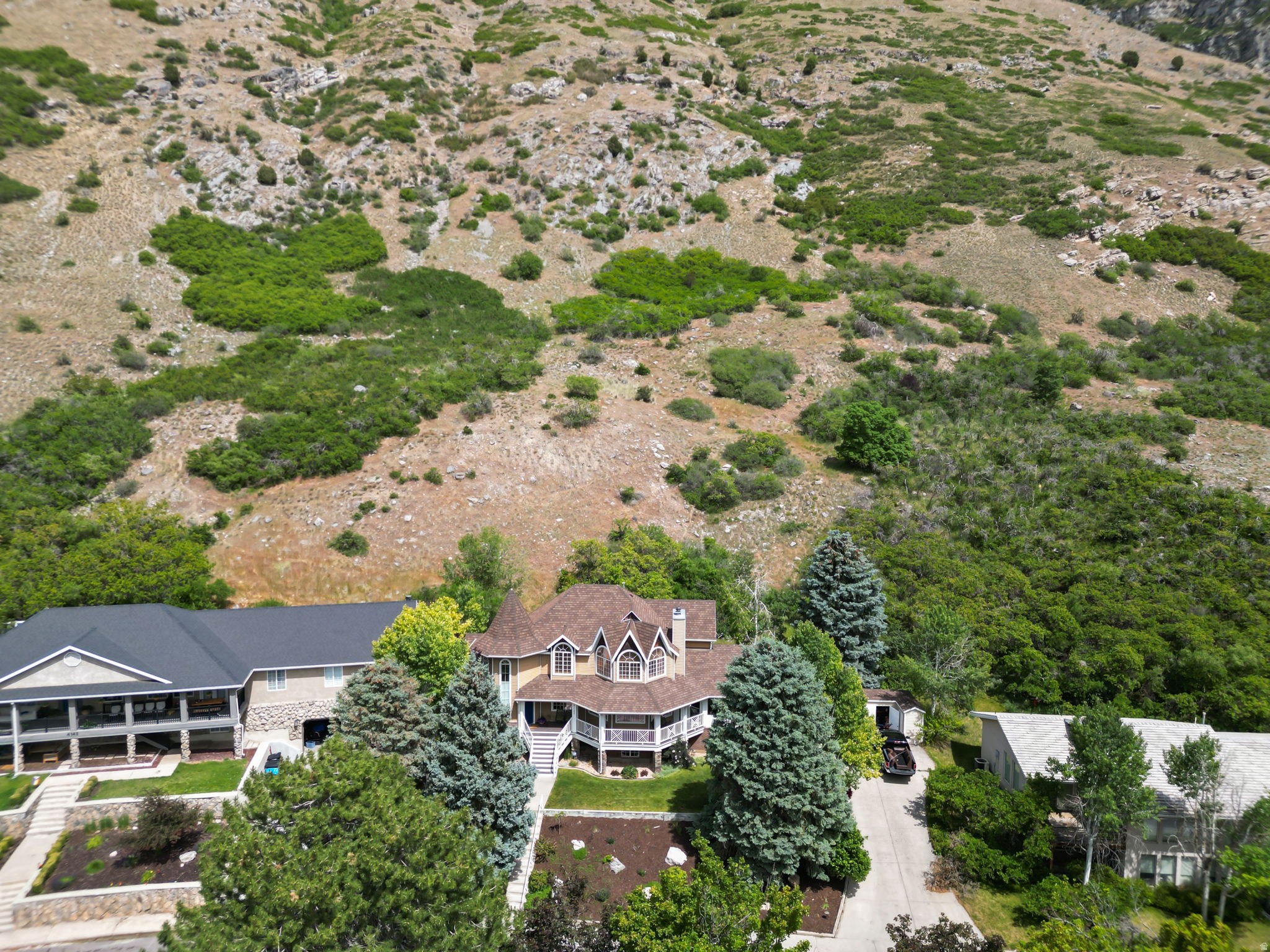 main property photo 44