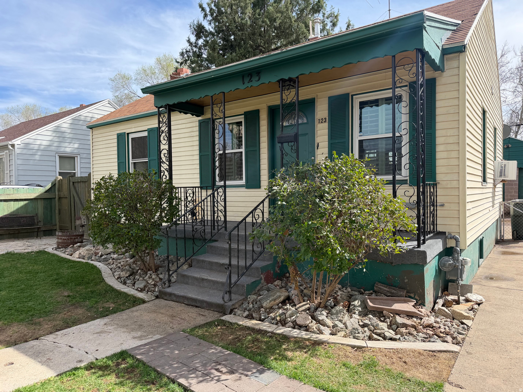 main property photo 2