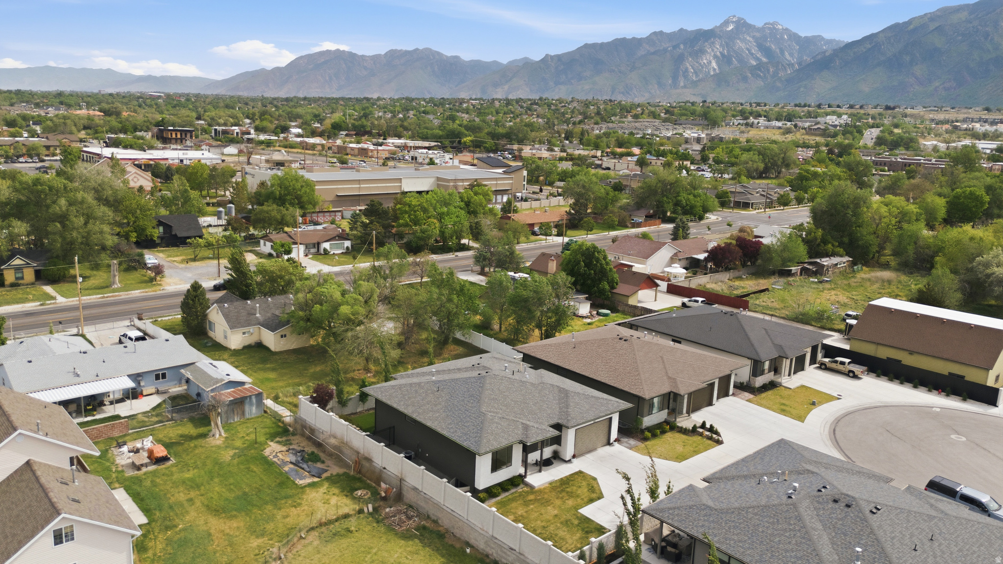 main property photo 57
