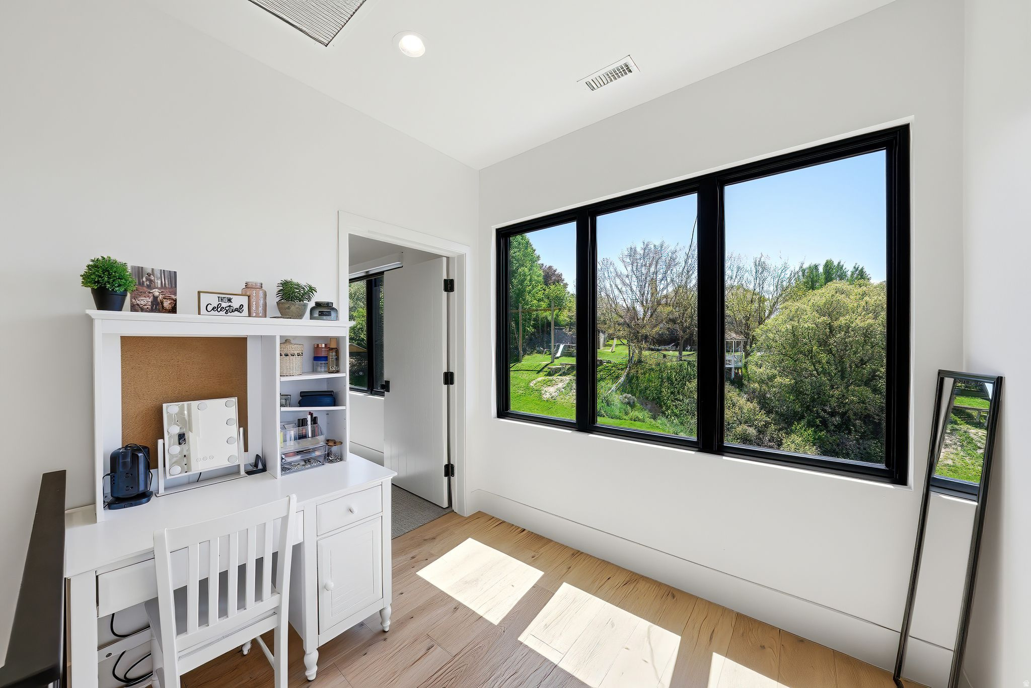 main property photo 102