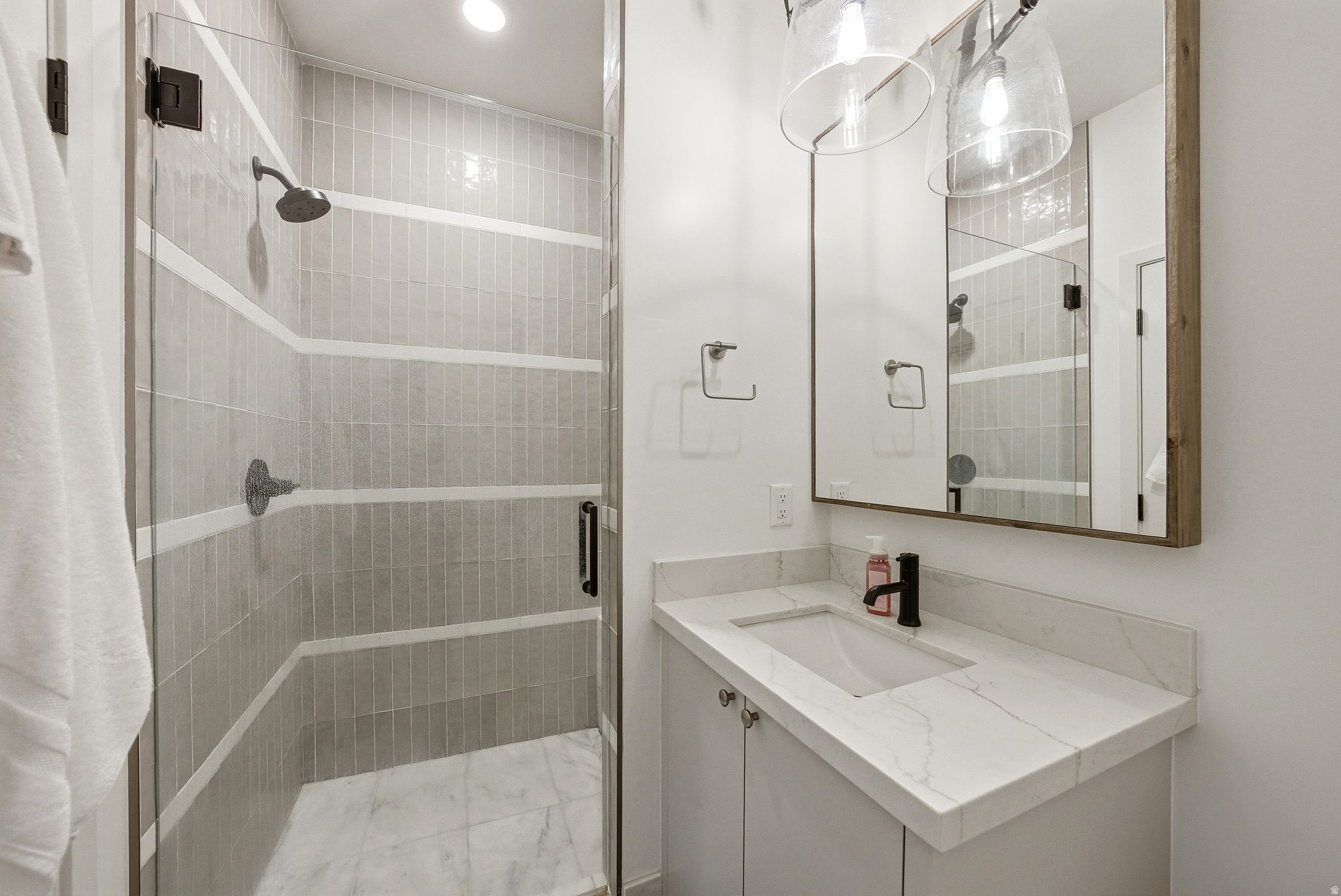 main property photo 103