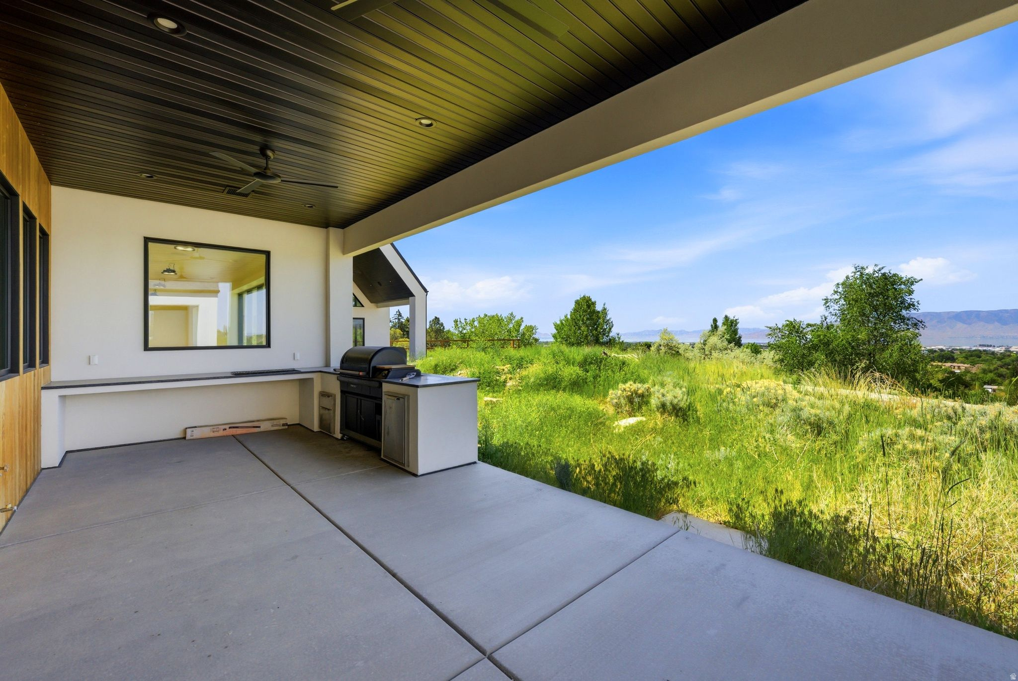 main property photo 114