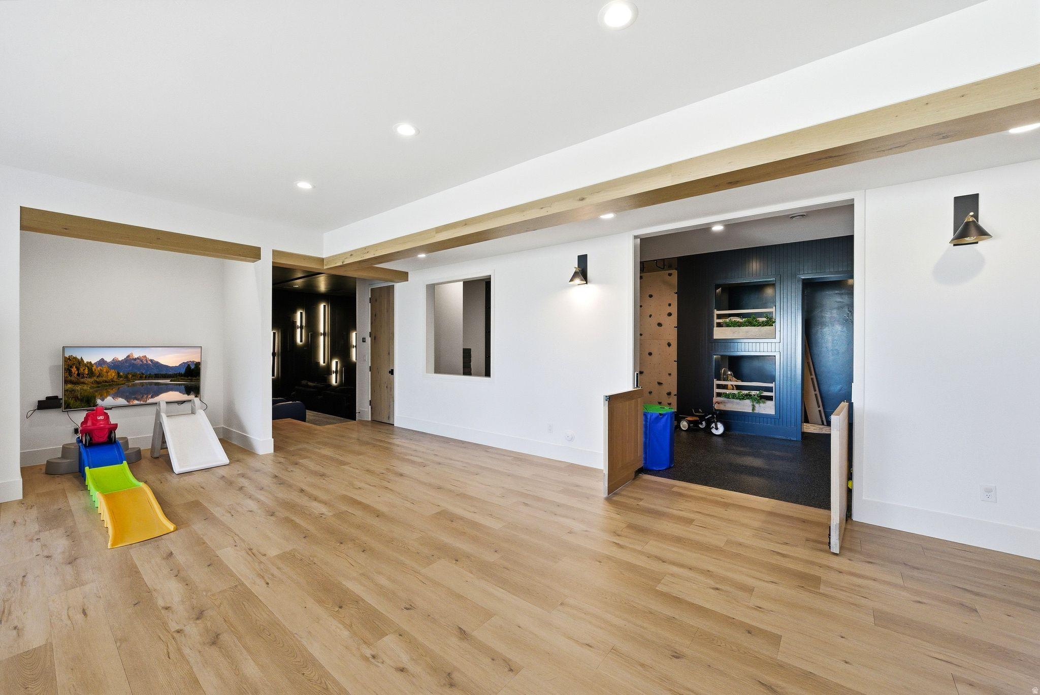 main property photo 67