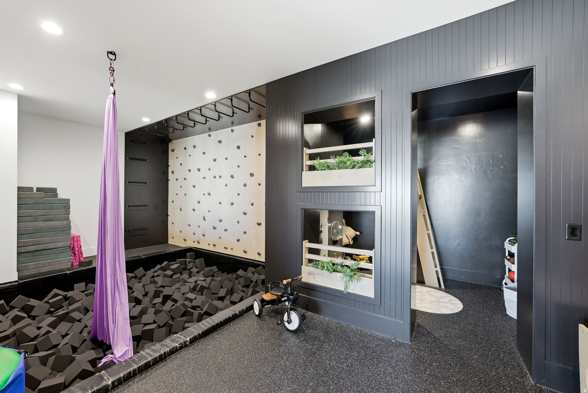 main property photo 68