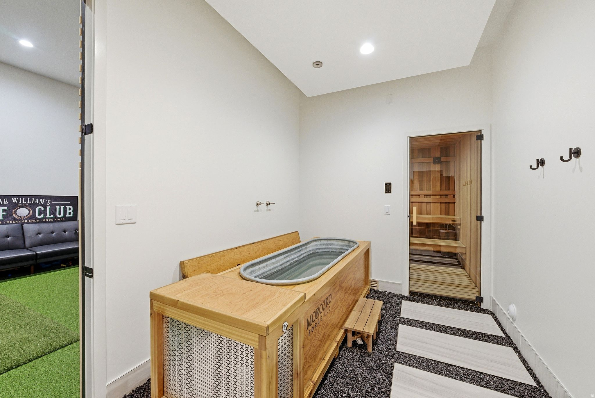 main property photo 79