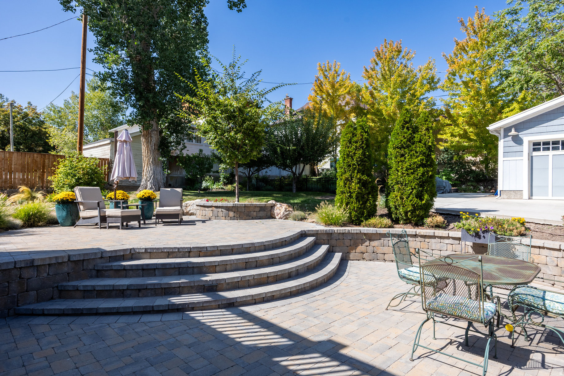 main property photo 77