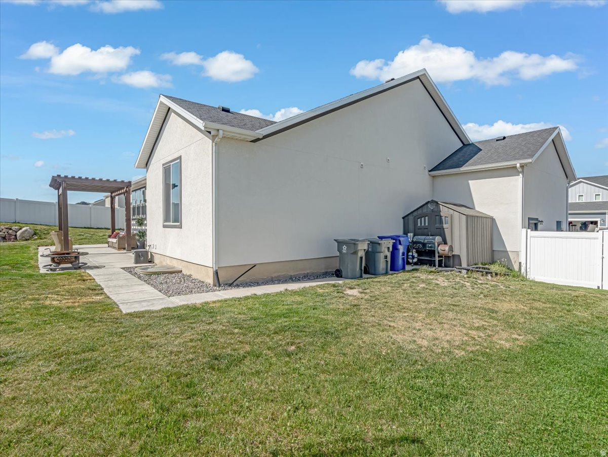main property photo 60