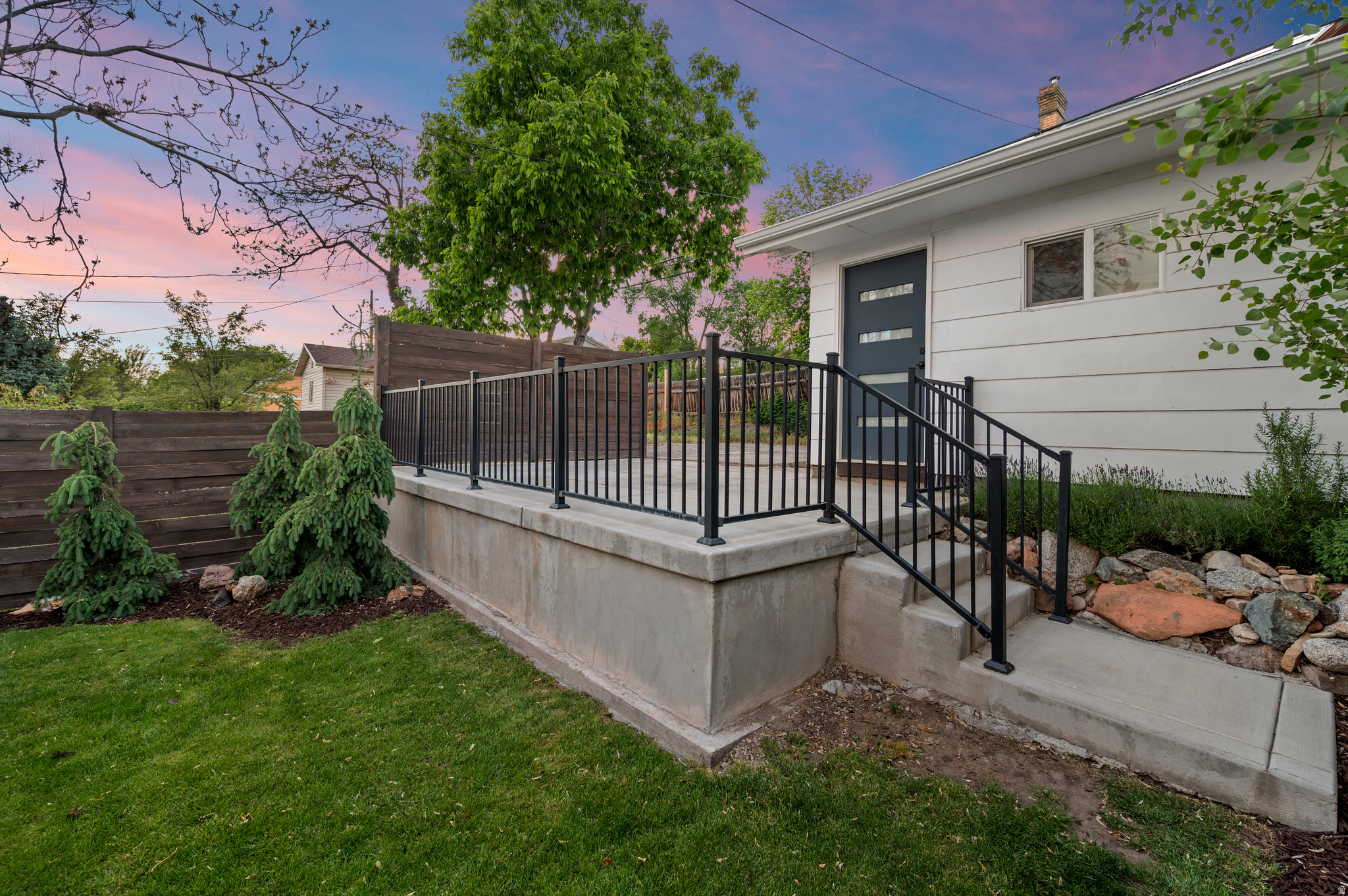main property photo 44