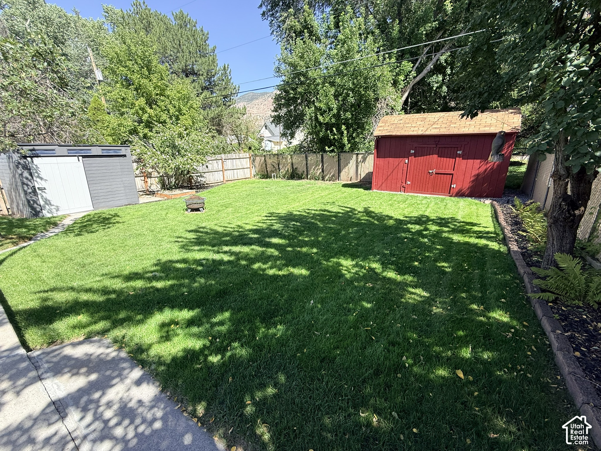 main property photo 23
