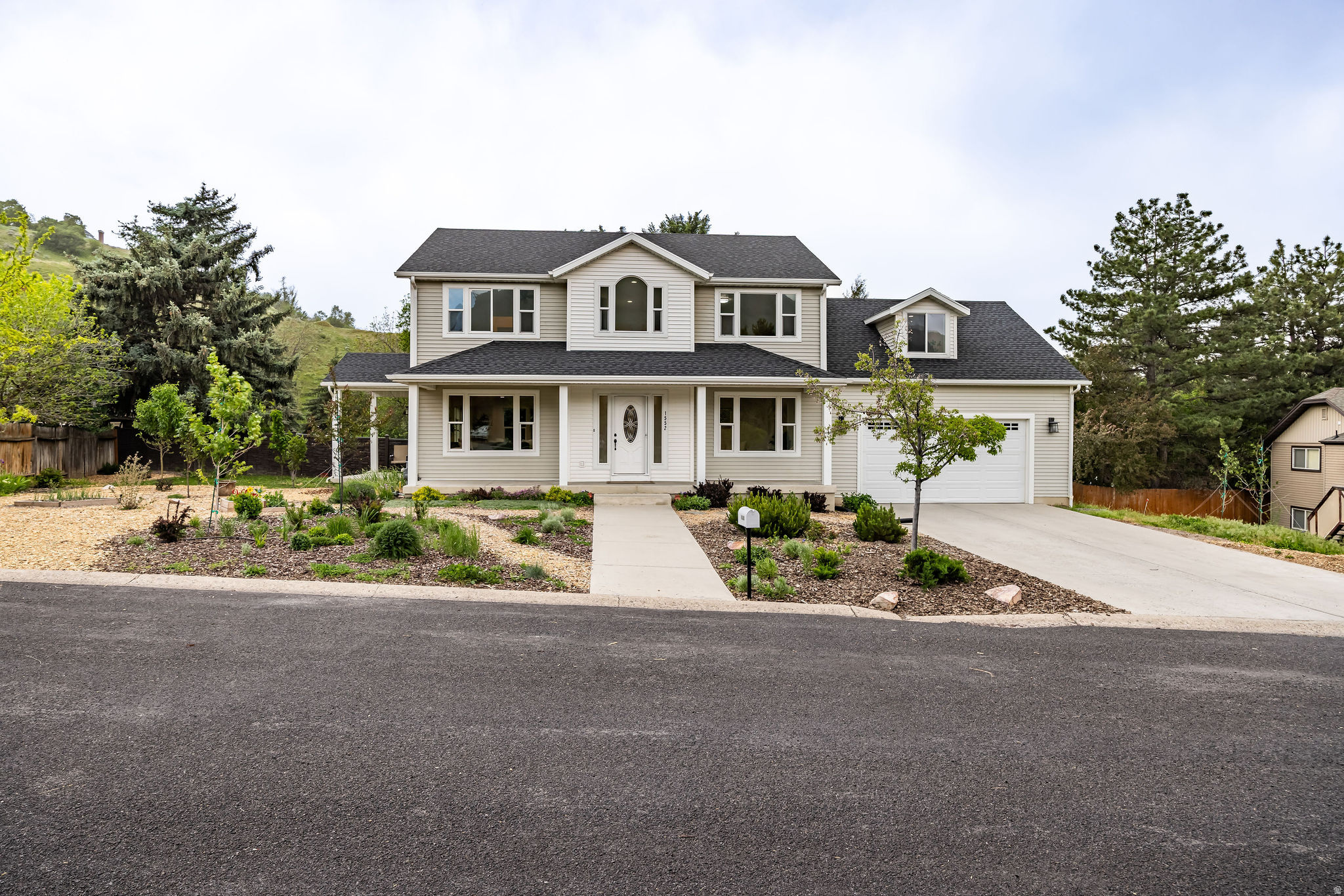 main property photo 54