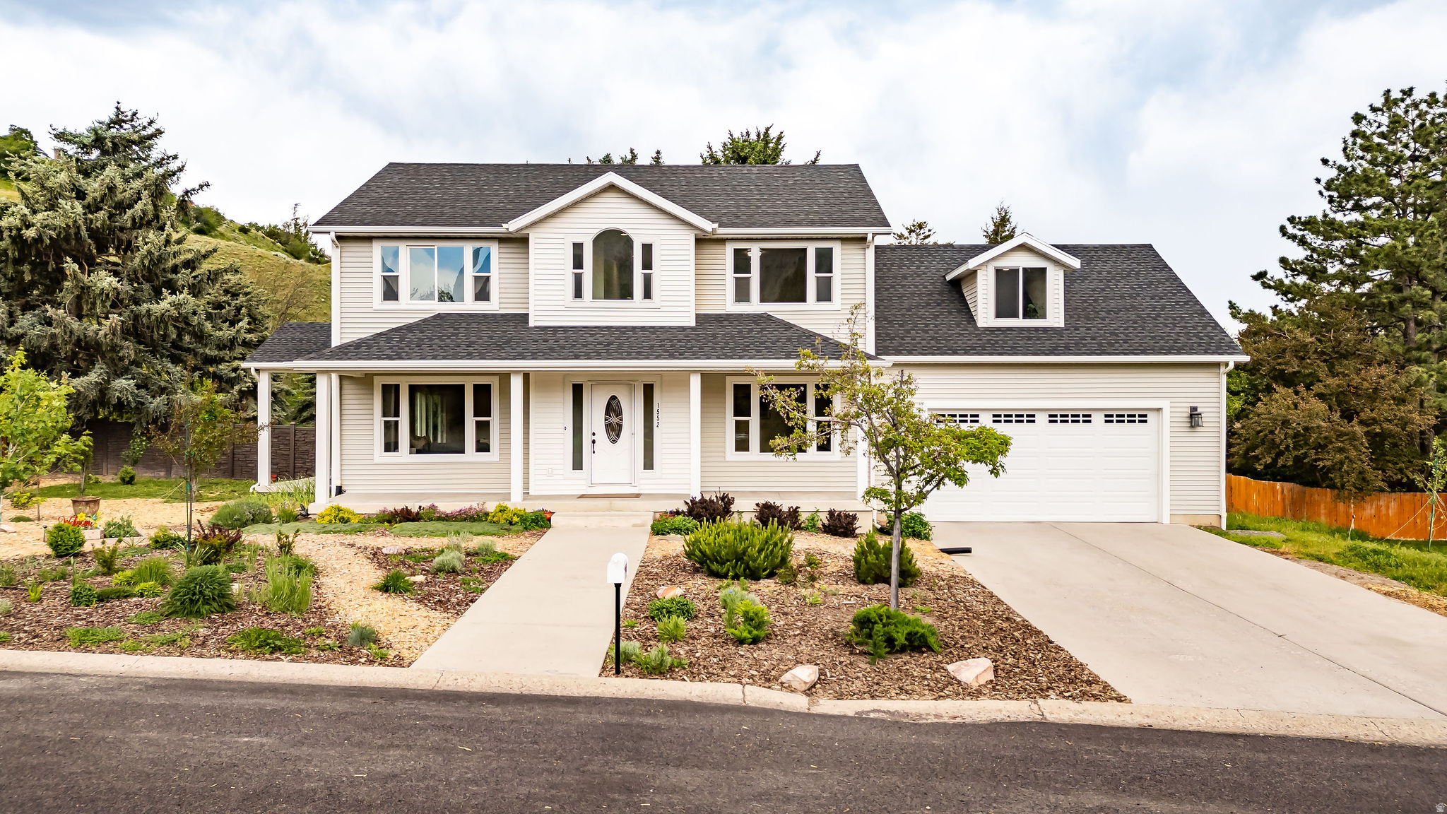 main property photo 70