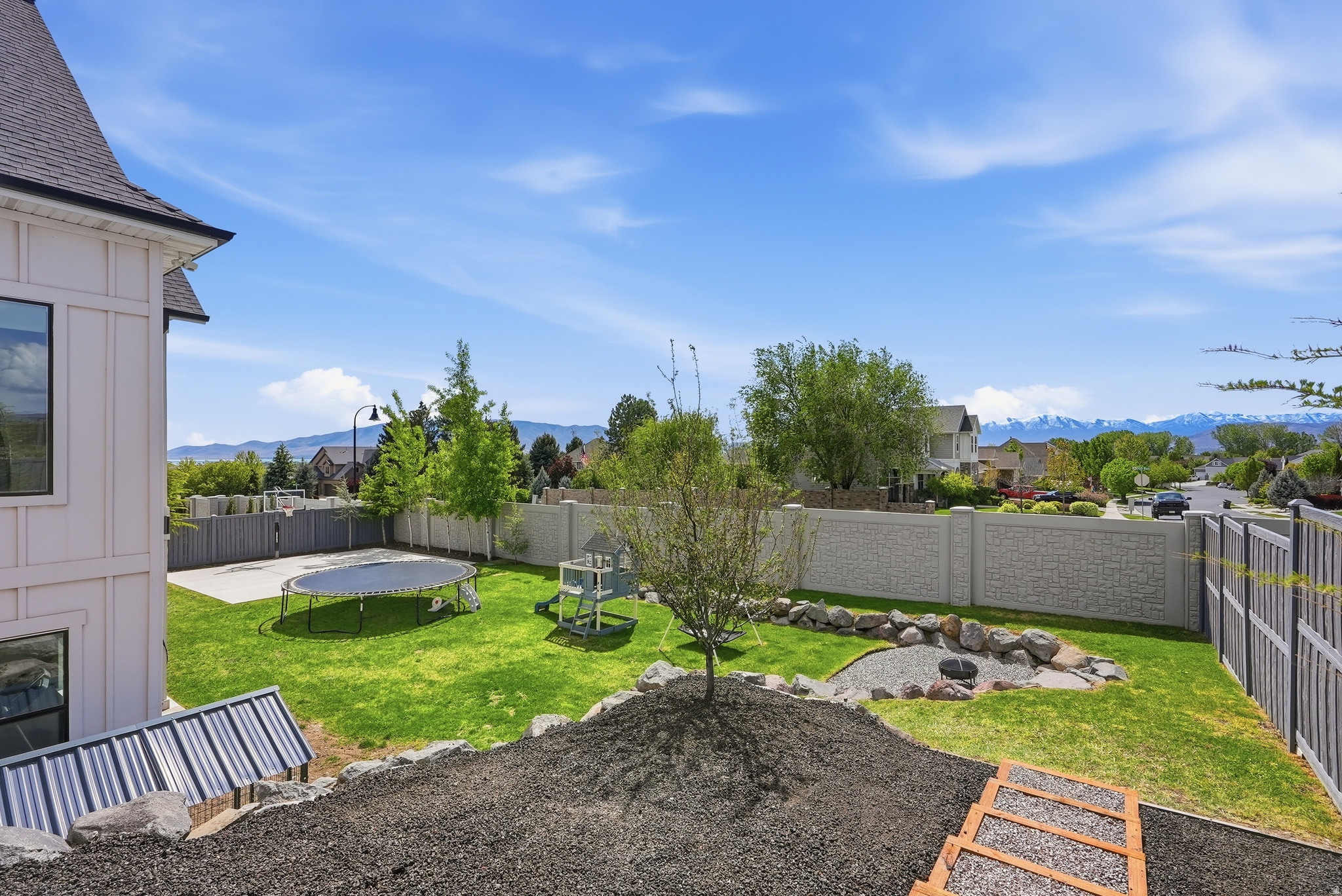 main property photo 68