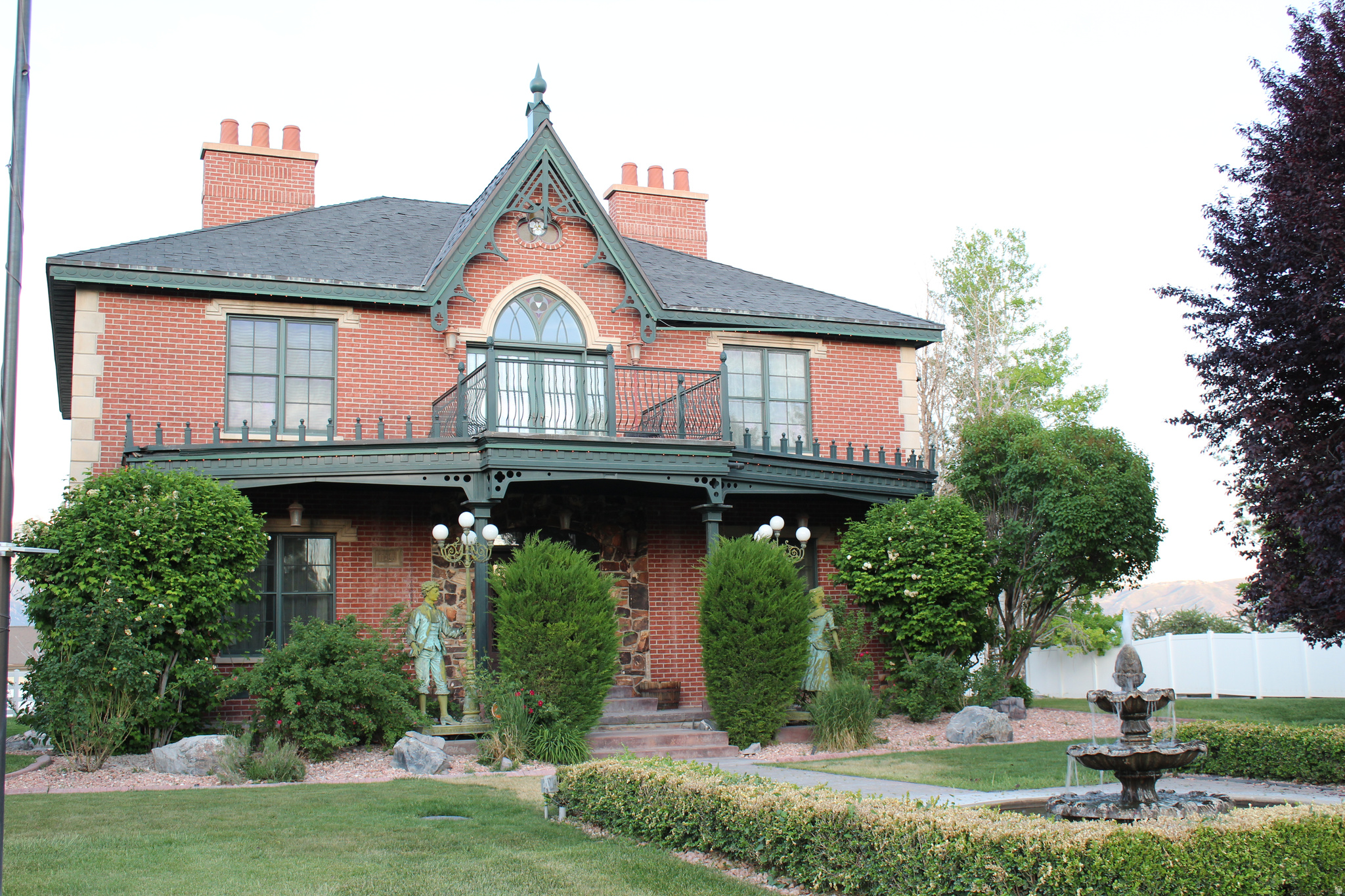 main property photo 3
