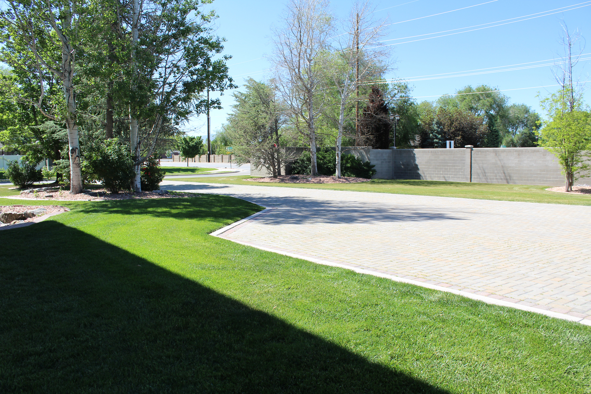 main property photo 41