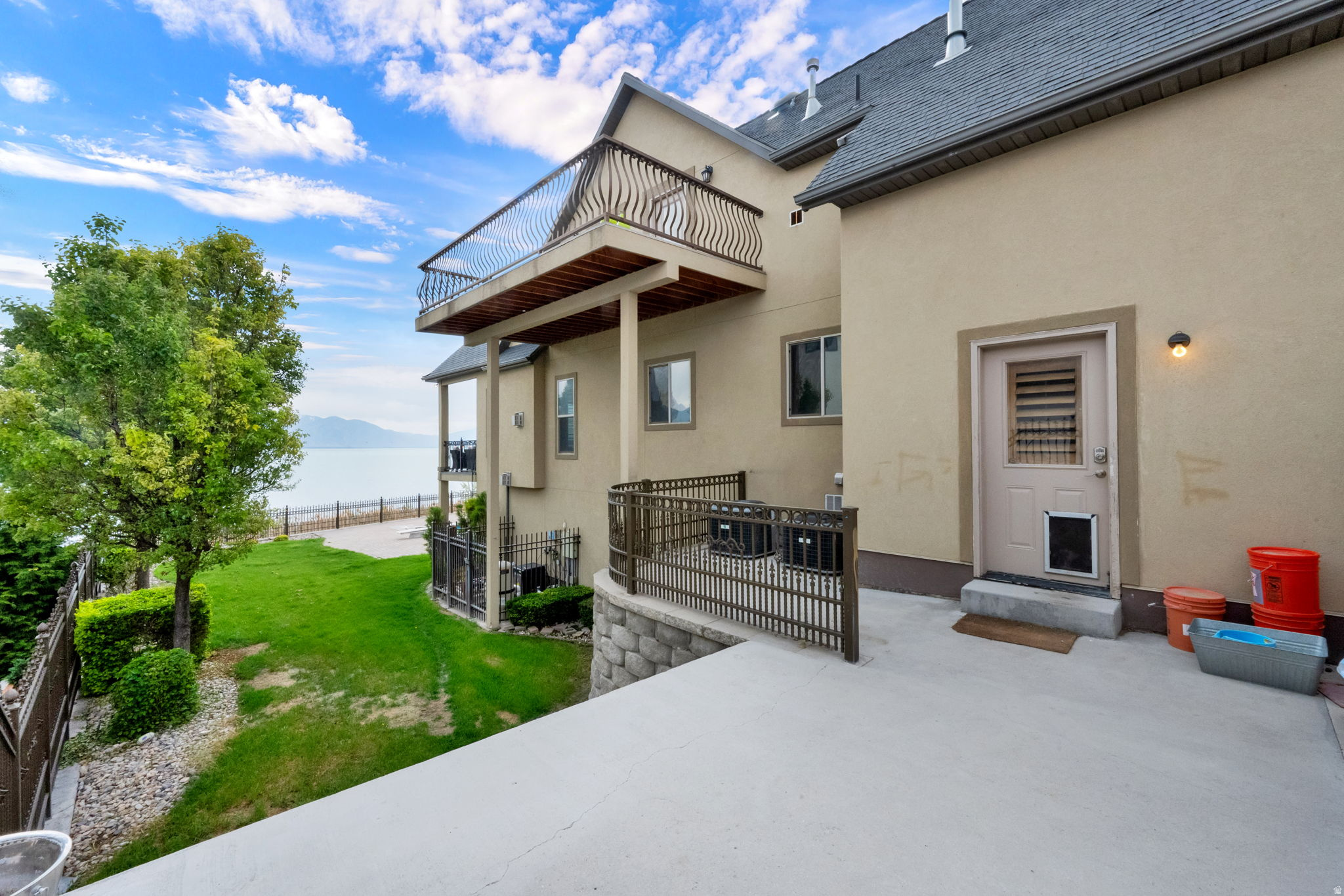 main property photo 48