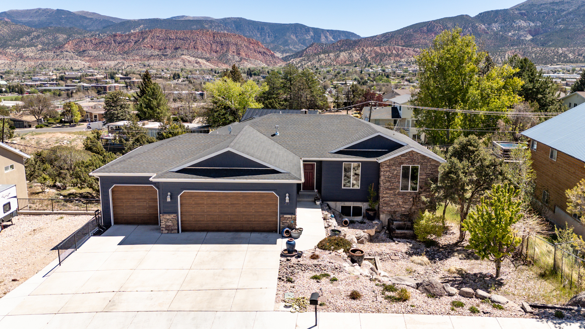 main property photo 66
