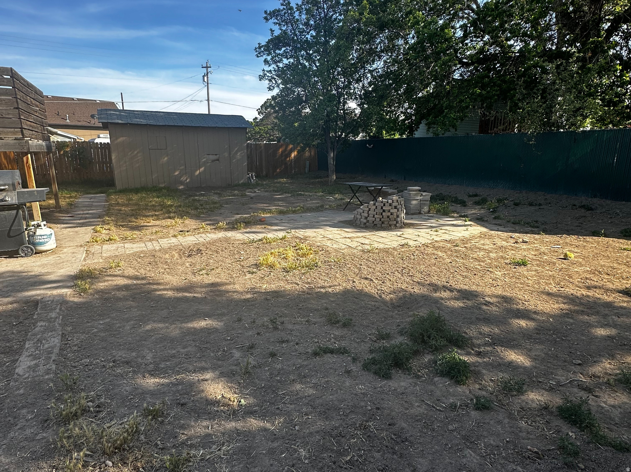 main property photo 30