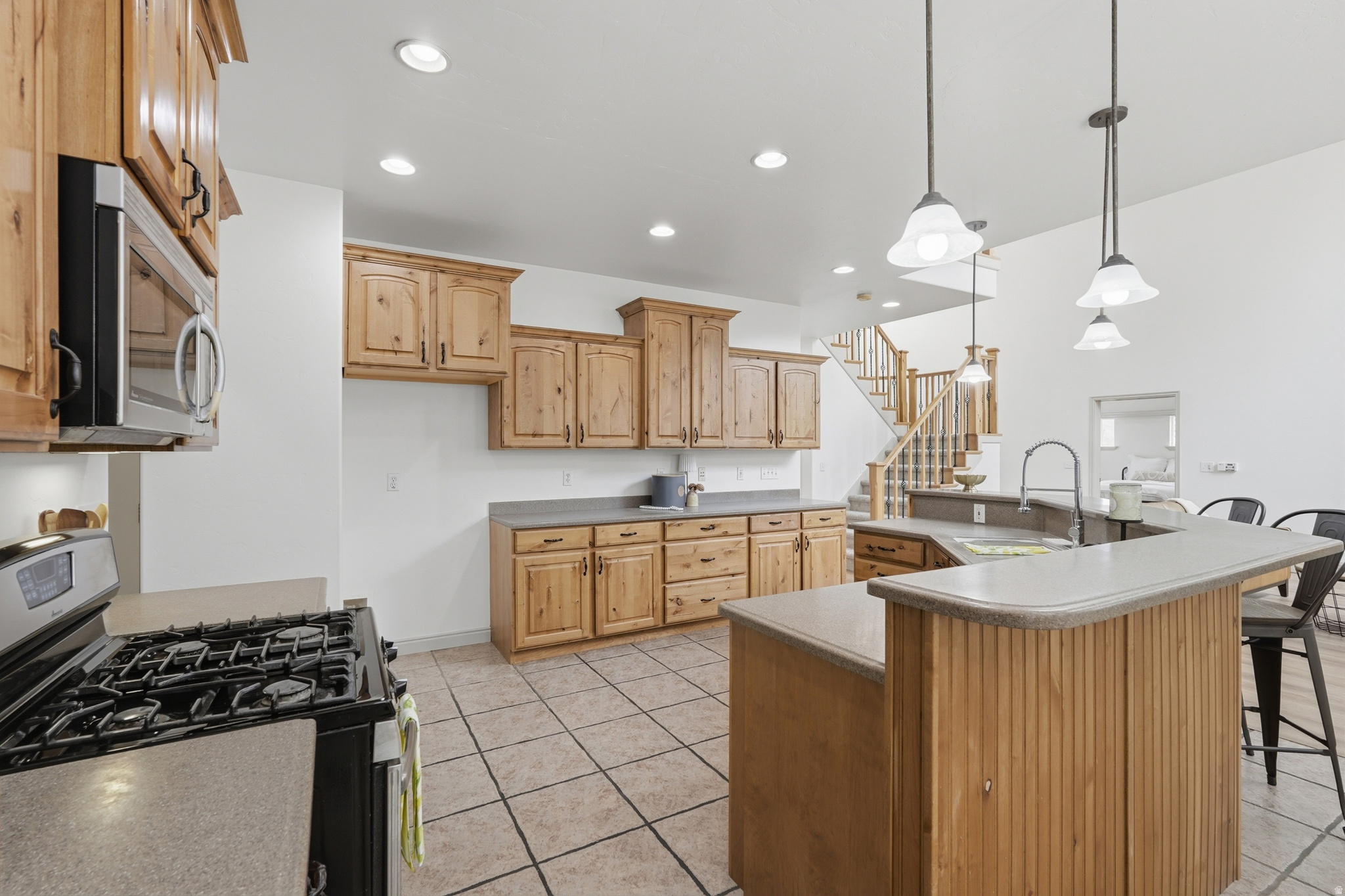 main property photo 17