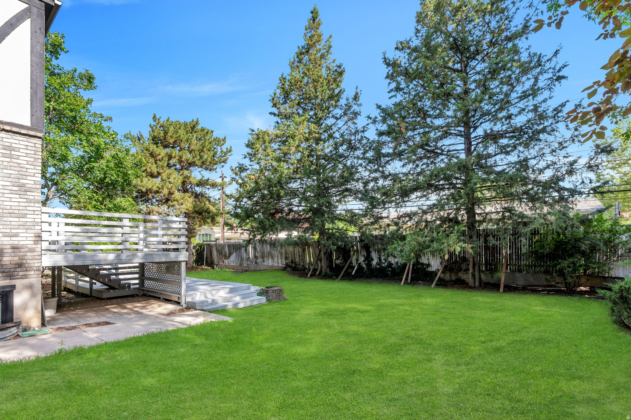 main property photo 51