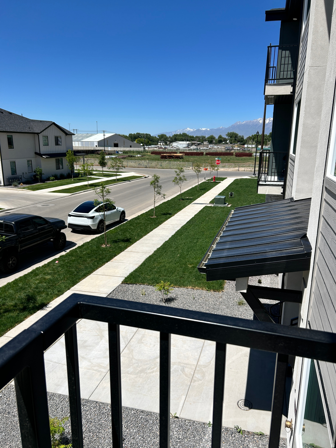 main property photo 23