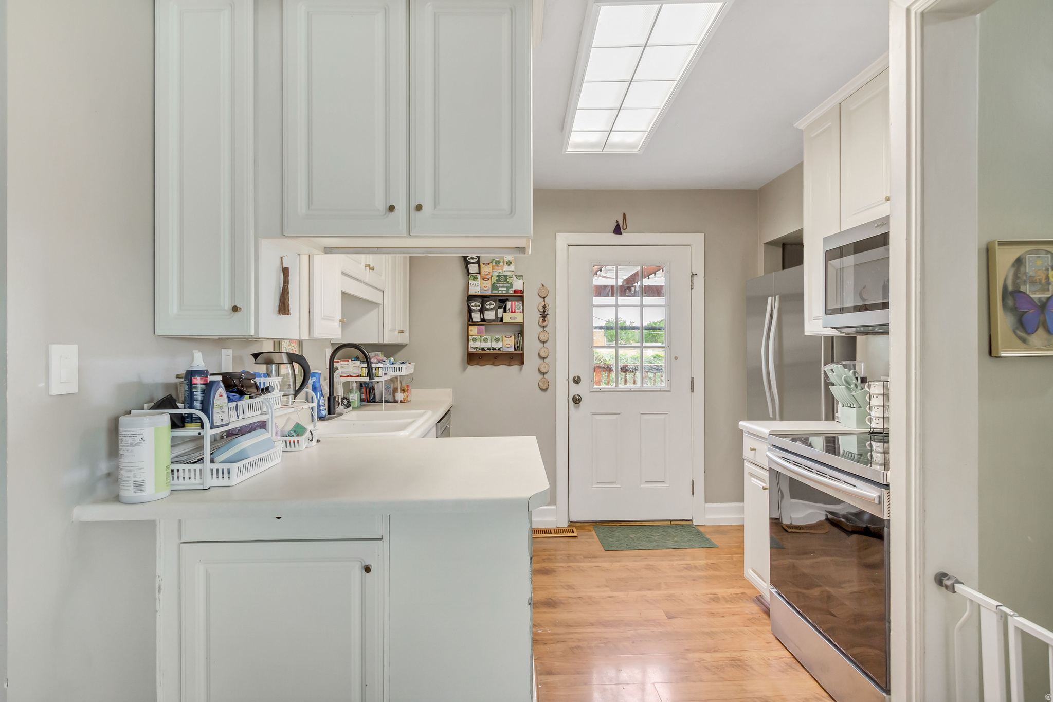 main property photo 11