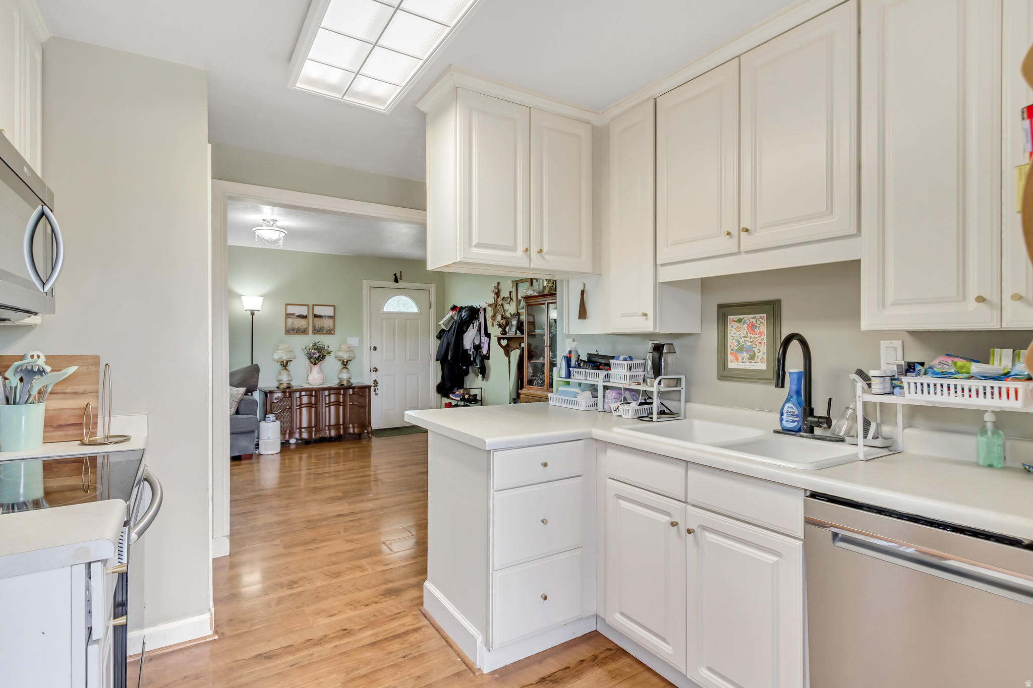 main property photo 13