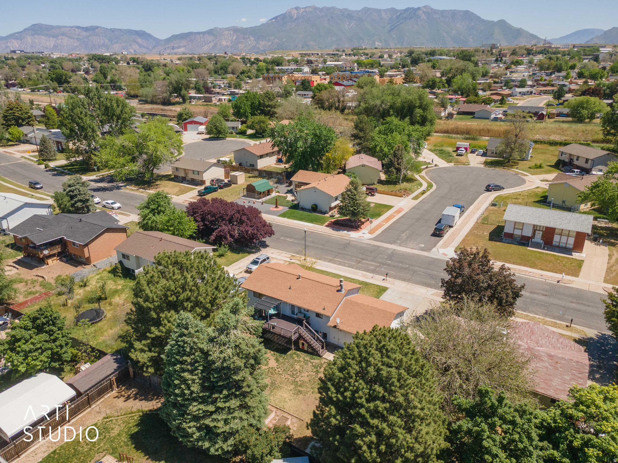 main property photo 39