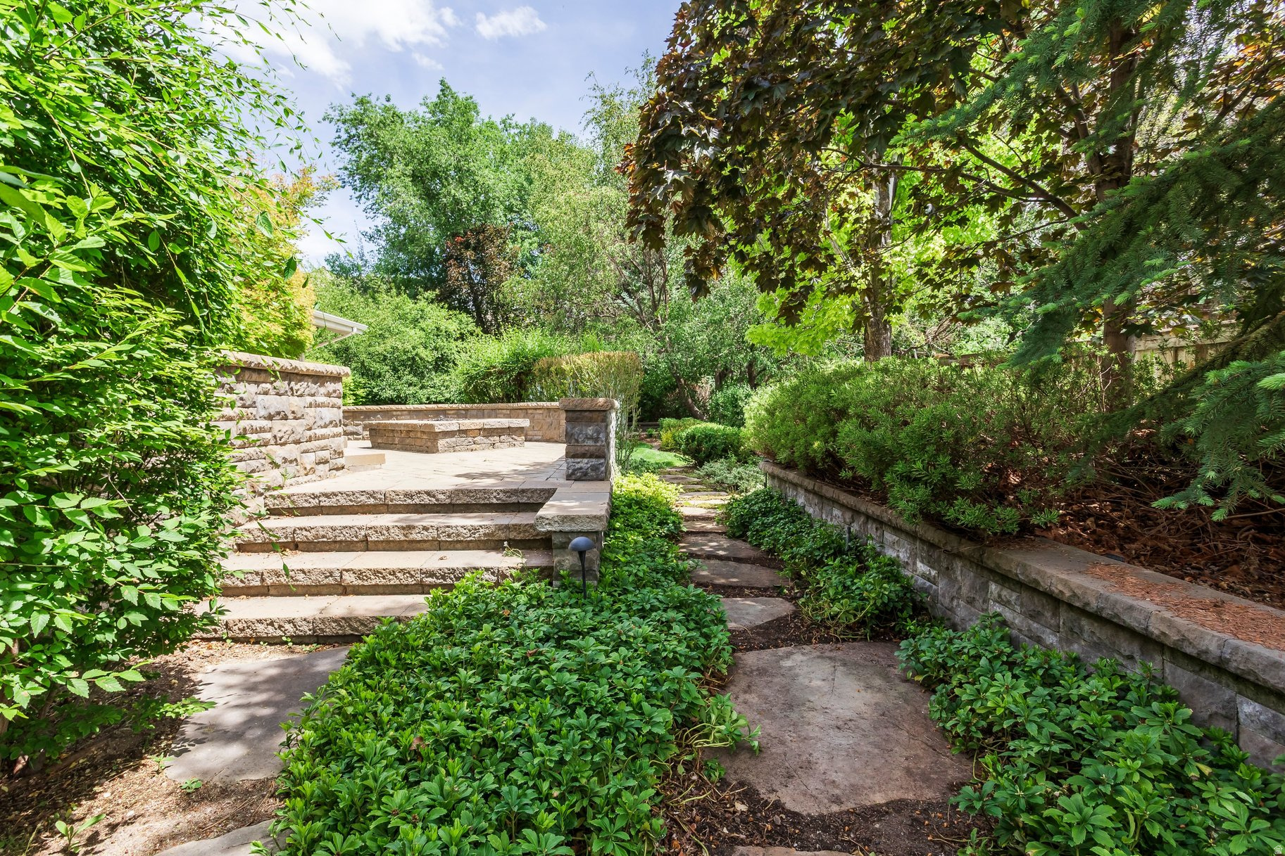 main property photo 60