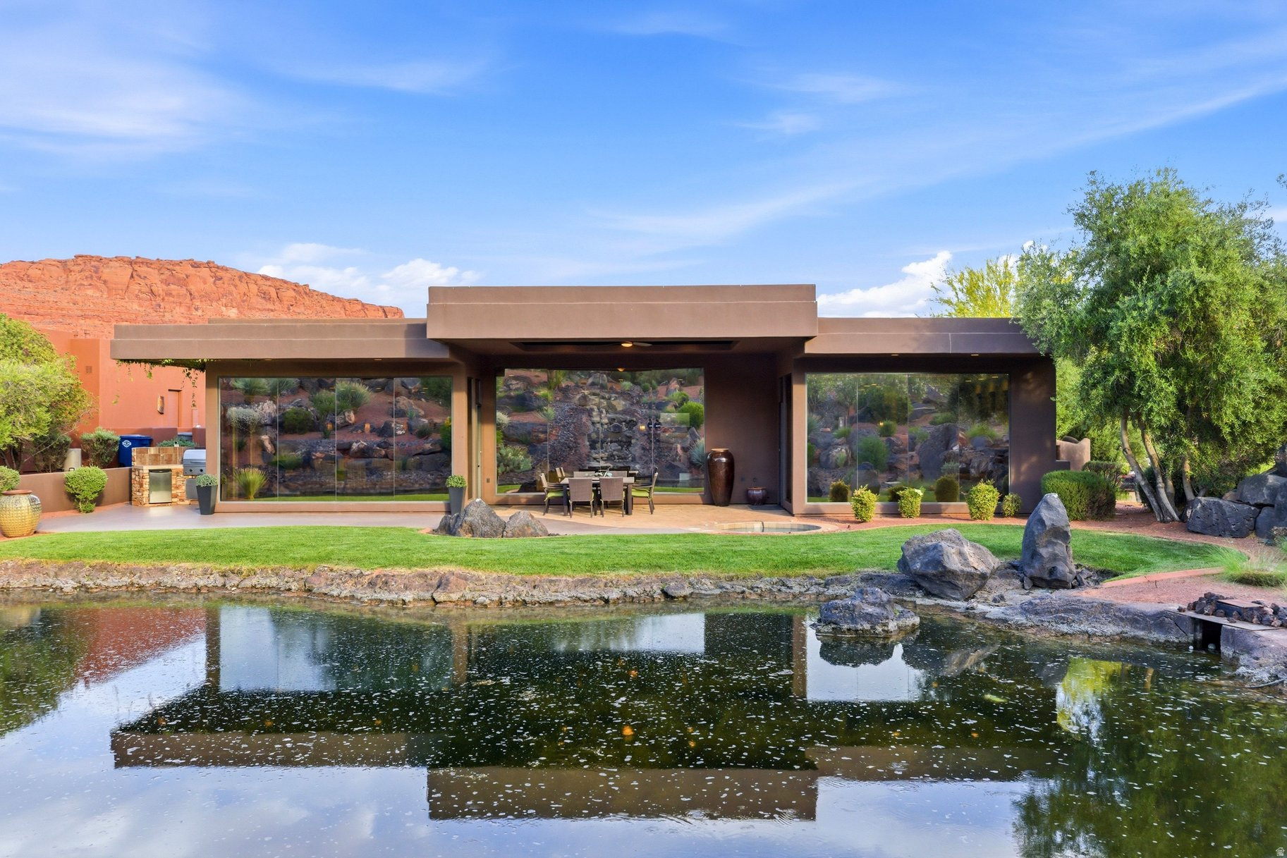 main property photo 50
