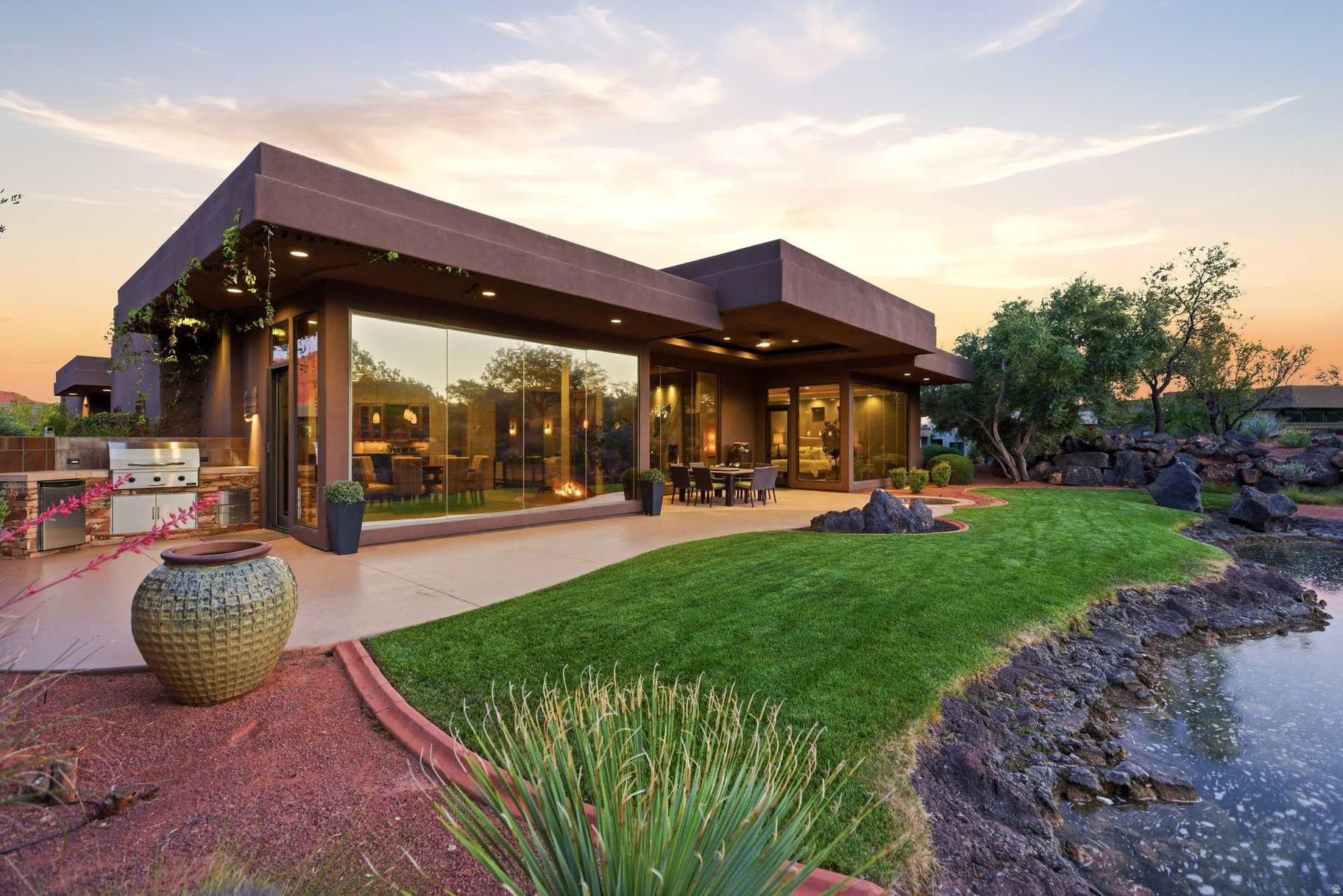 main property photo 58