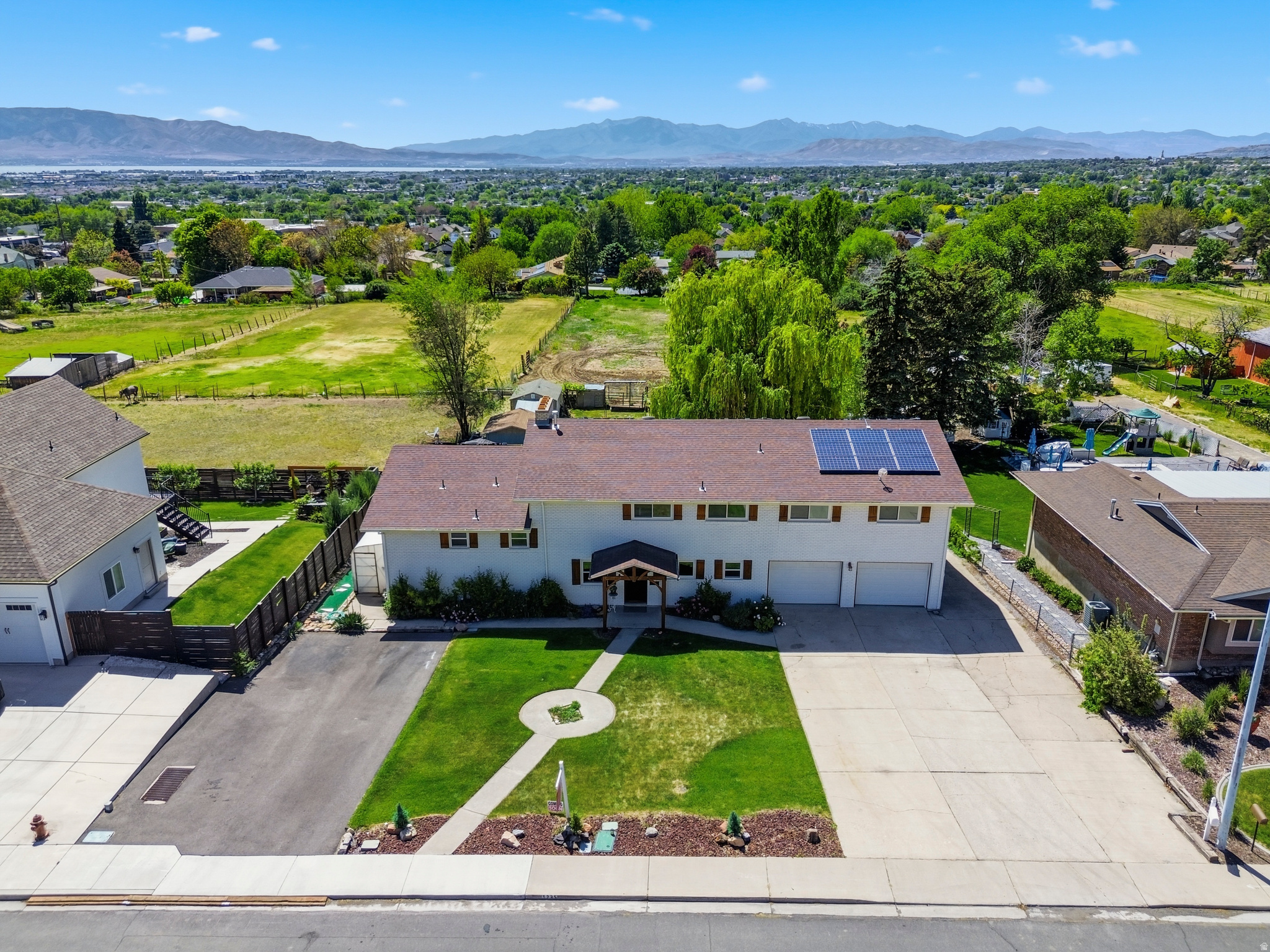 main property photo 51